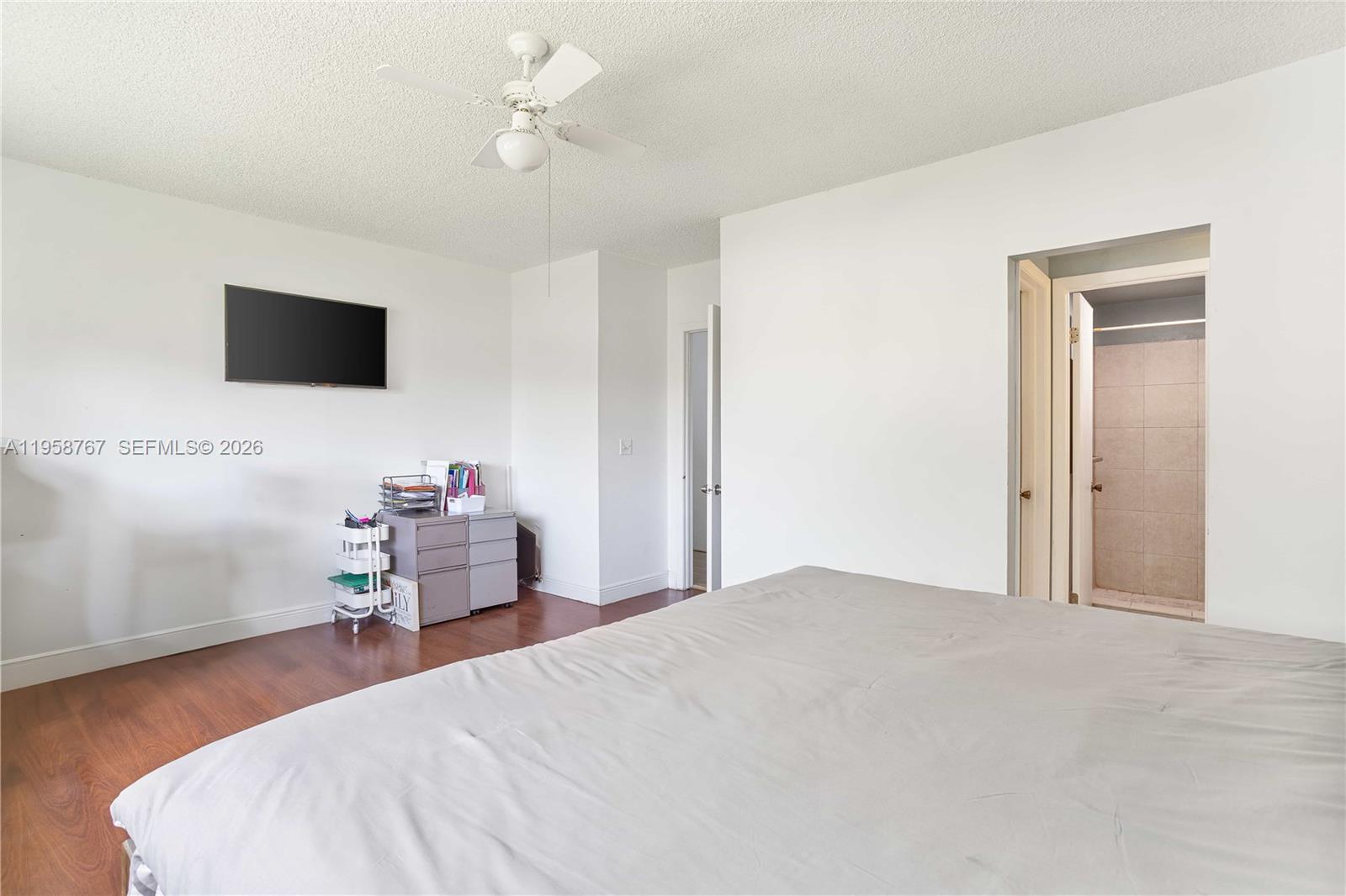 SPRINGTREE LAKES - Residential