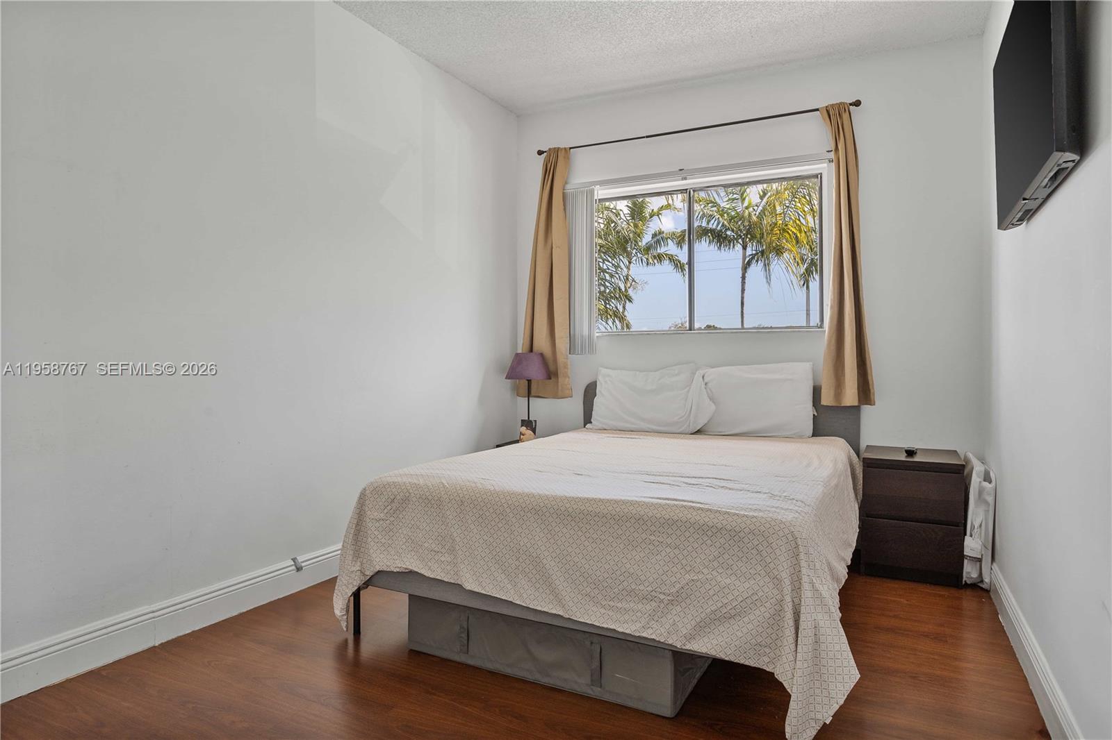 SPRINGTREE LAKES - Residential