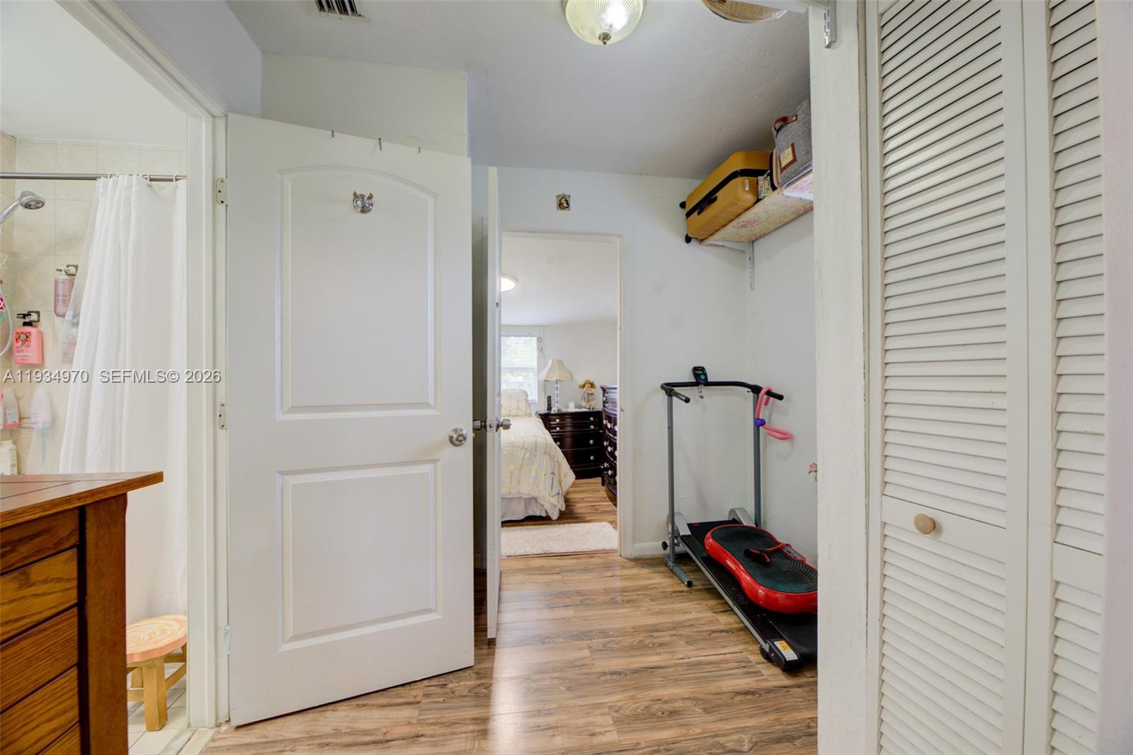 FLORAL PARK - Residential