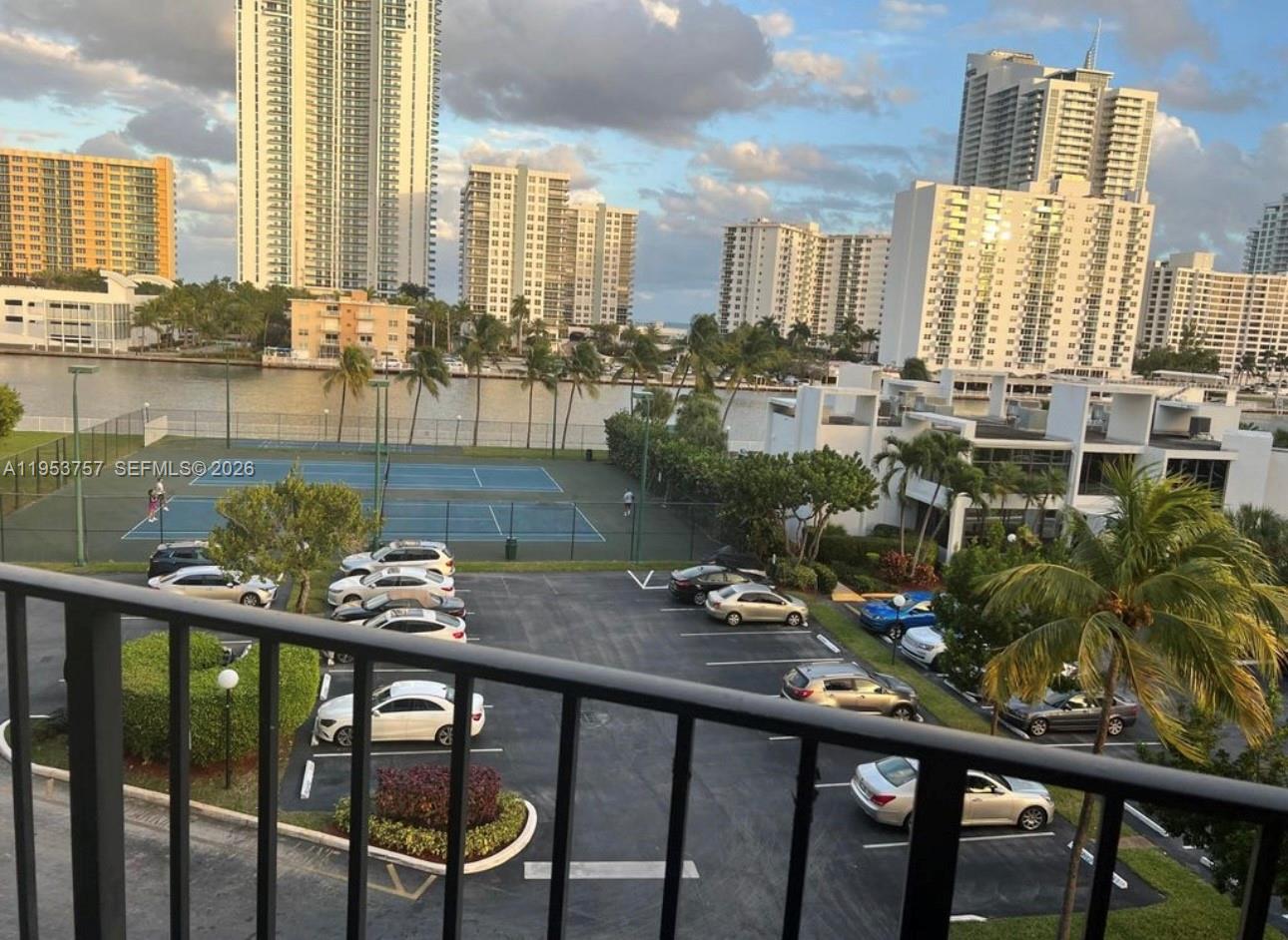 OCEANVIEW PARK CONDO - Residential