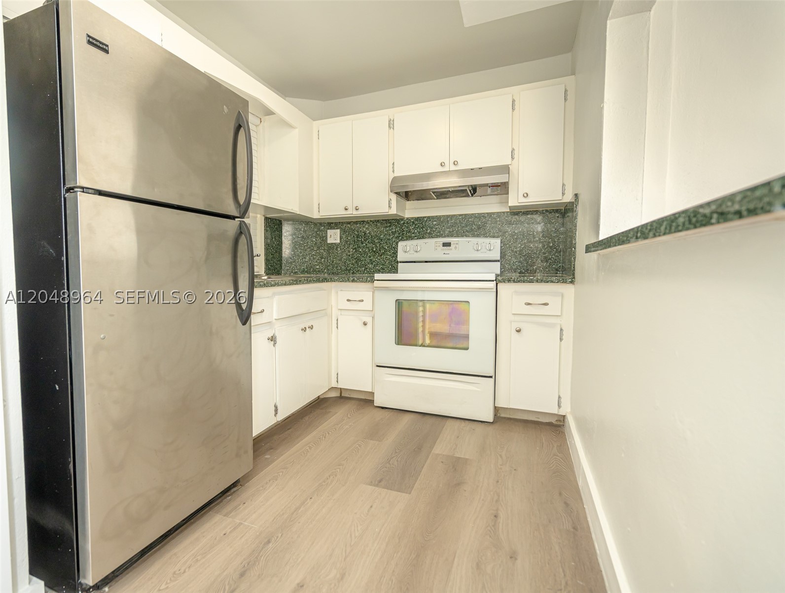 C GAB DOUGLAS SEC - Residential Lease