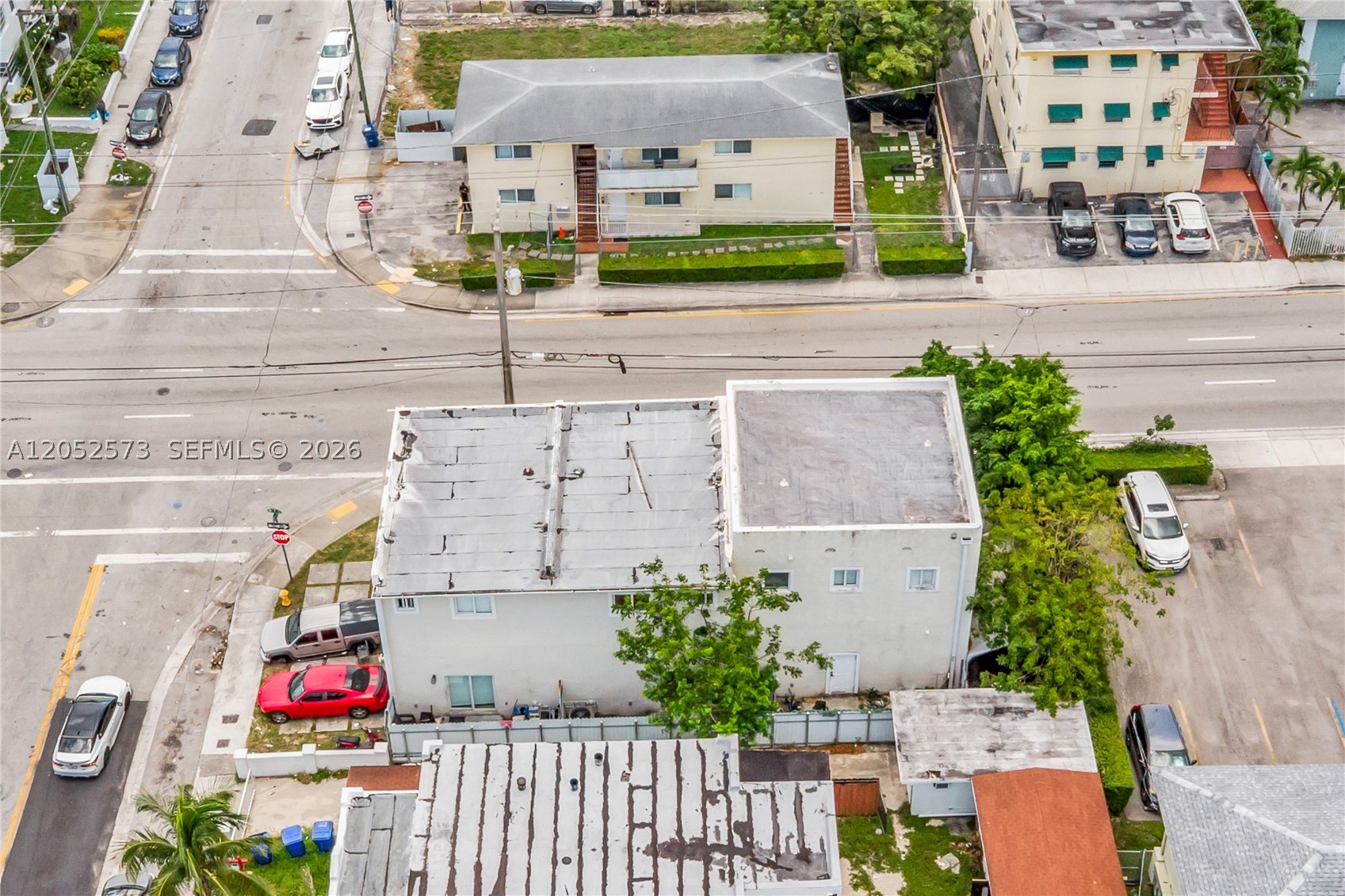 LAWRENCE ESTATE LAND CO - Residential Lease