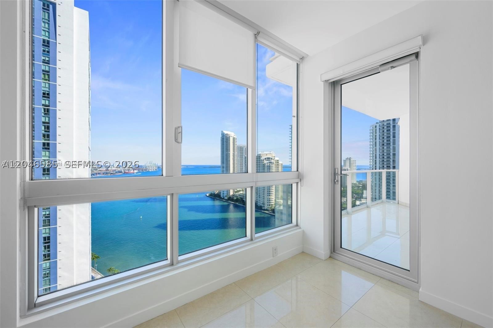 MET 1 CONDO - Residential