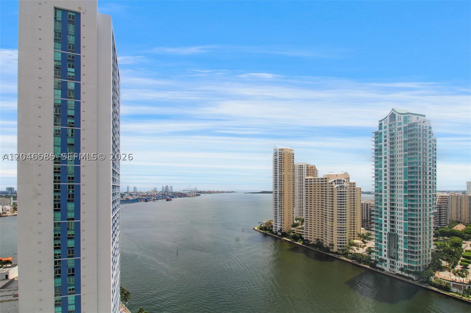 MET 1 CONDO - Residential