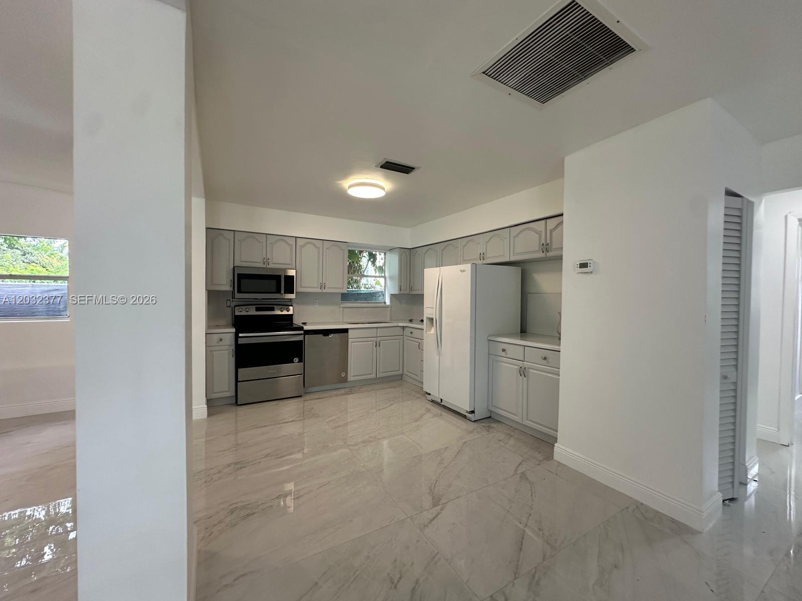 NOB HILL - Residential