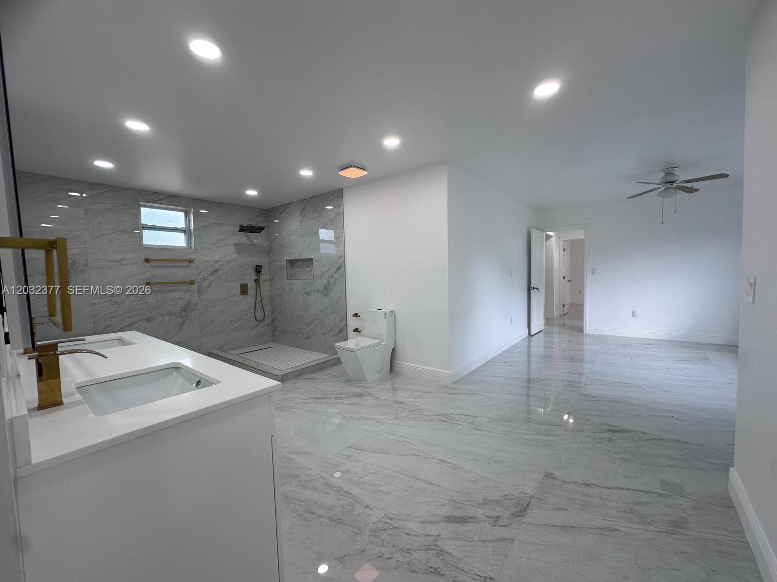 NOB HILL - Residential