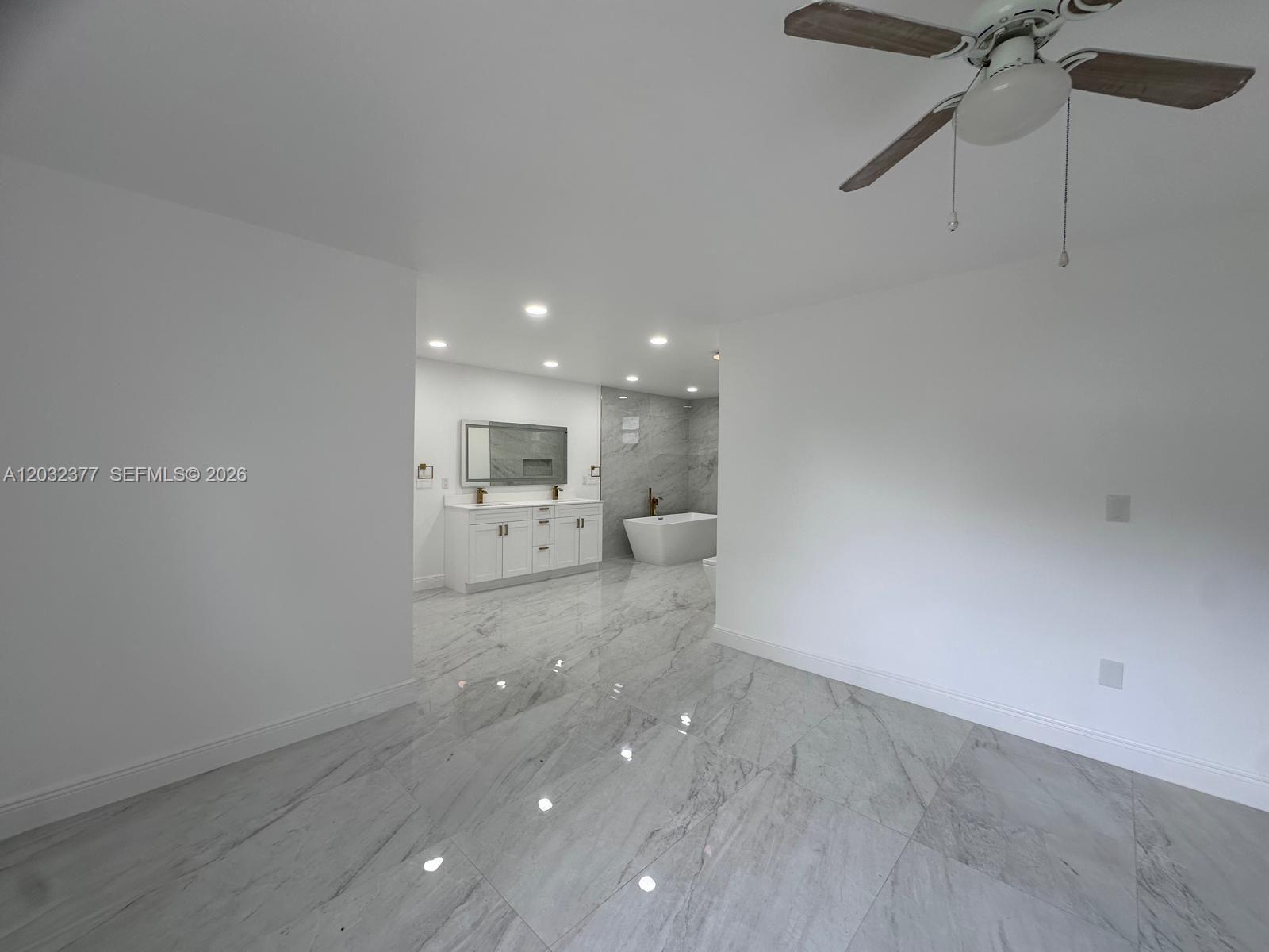 NOB HILL - Residential