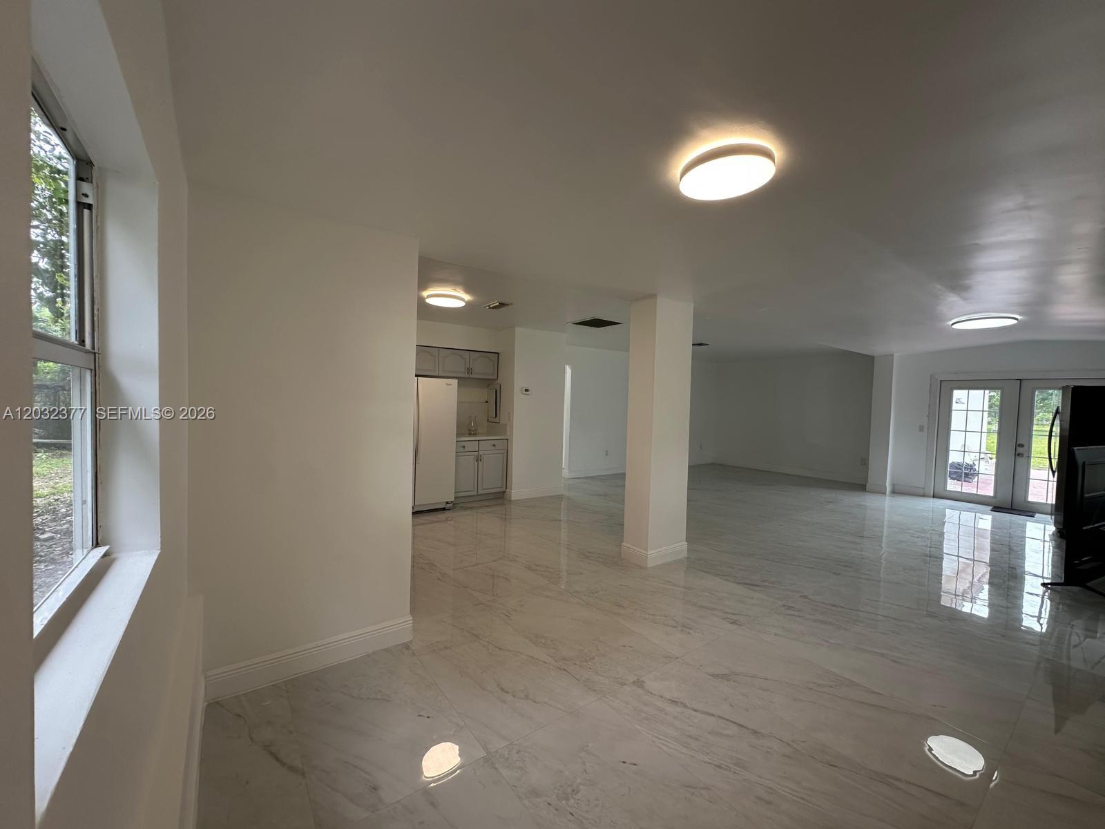NOB HILL - Residential
