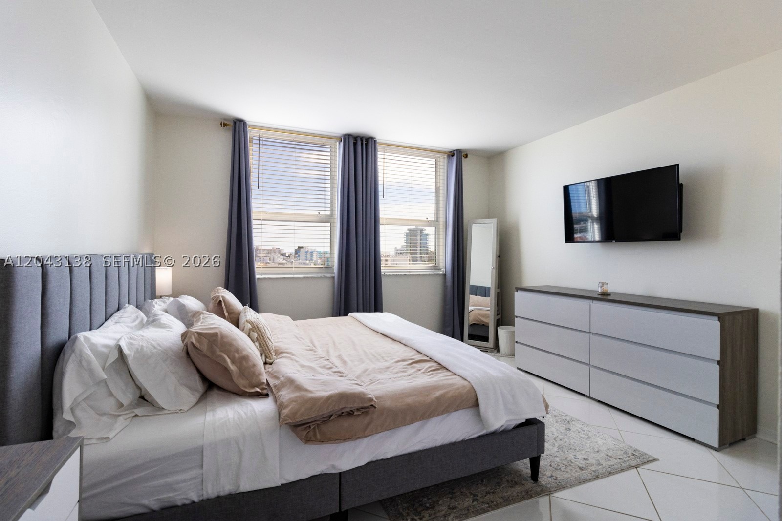 YACHT CLUB AT PORTOFINO - Residential Lease
