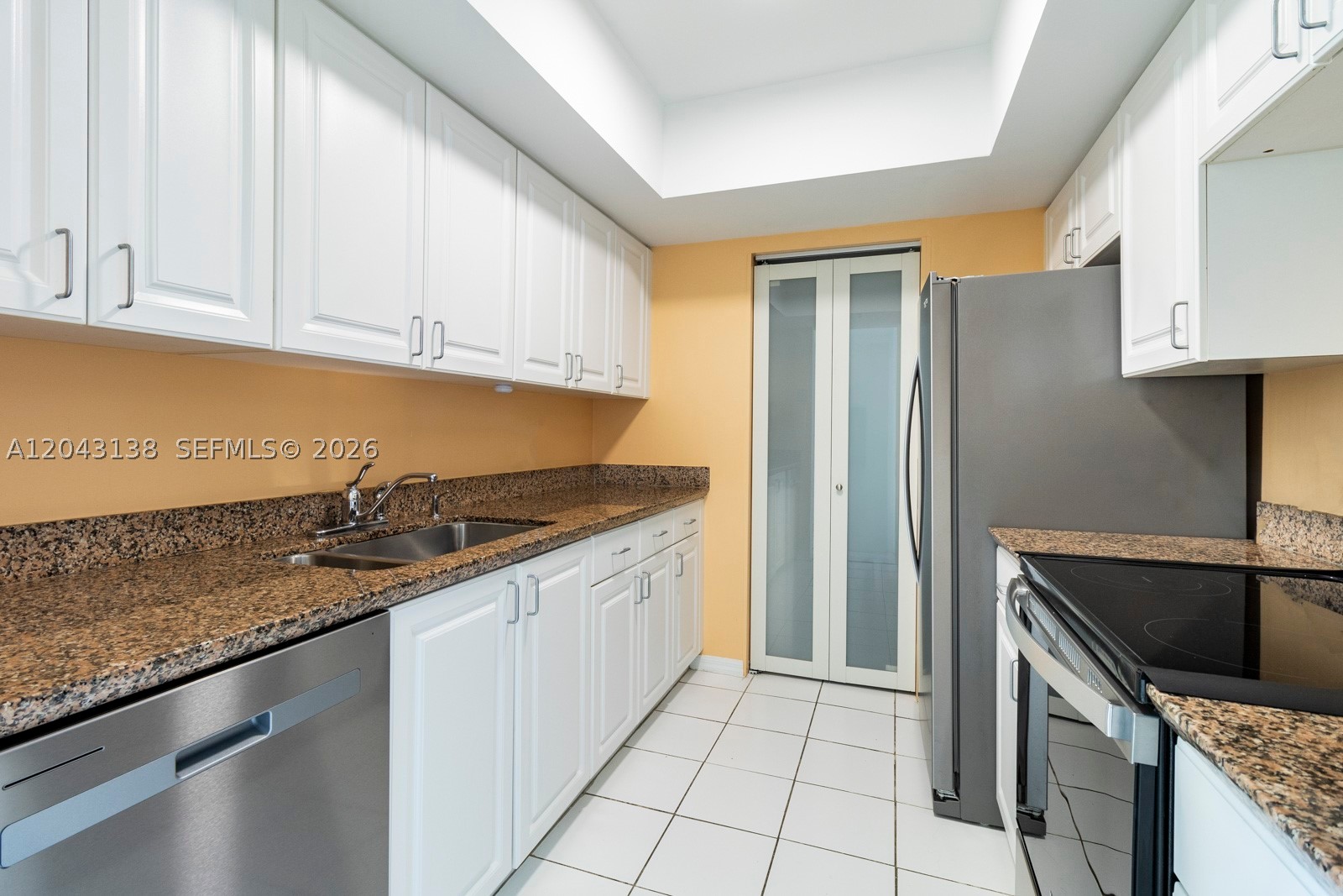 YACHT CLUB AT PORTOFINO - Residential Lease
