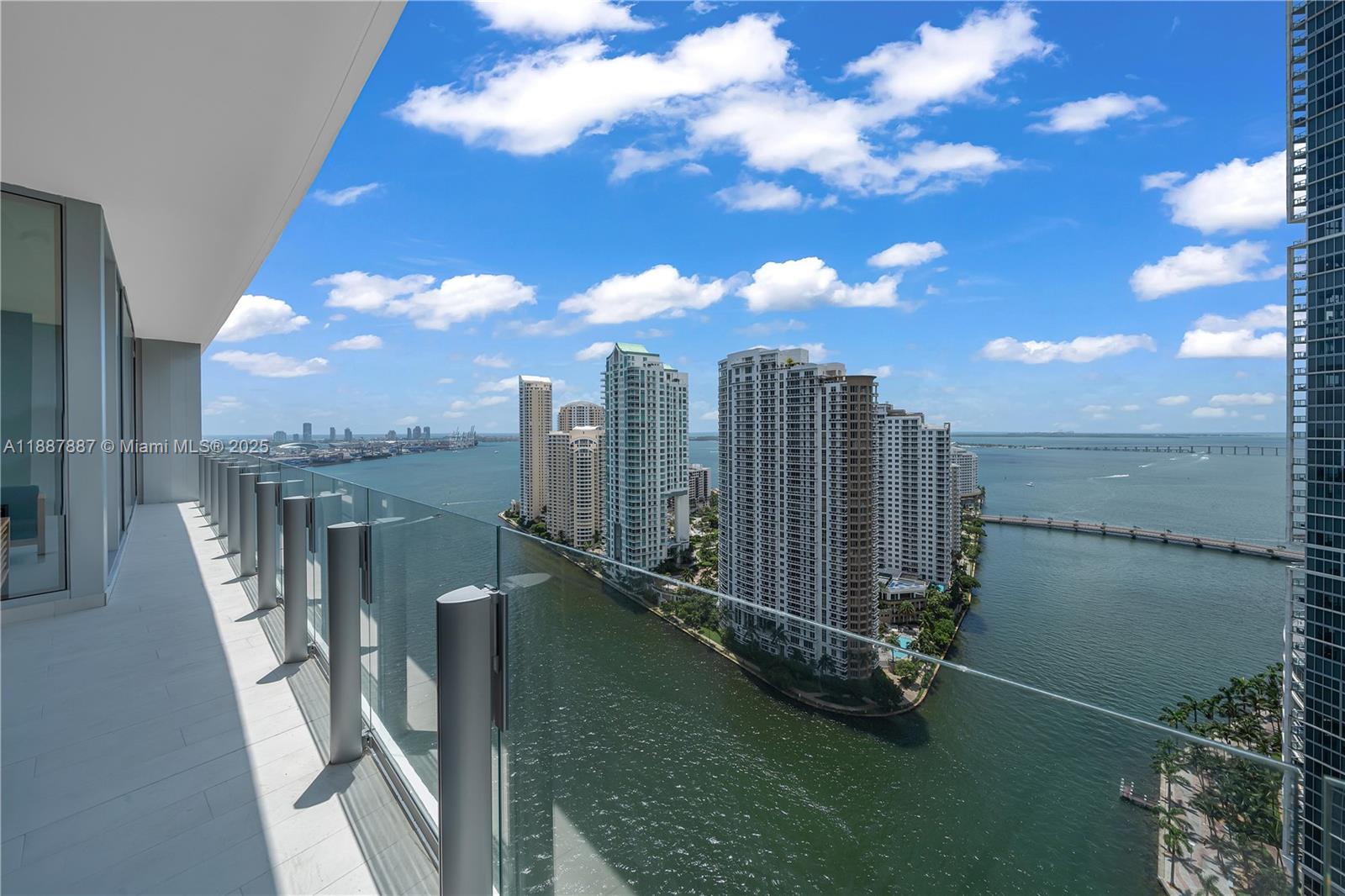 300 Biscayne Boulevard Way - Residential Lease