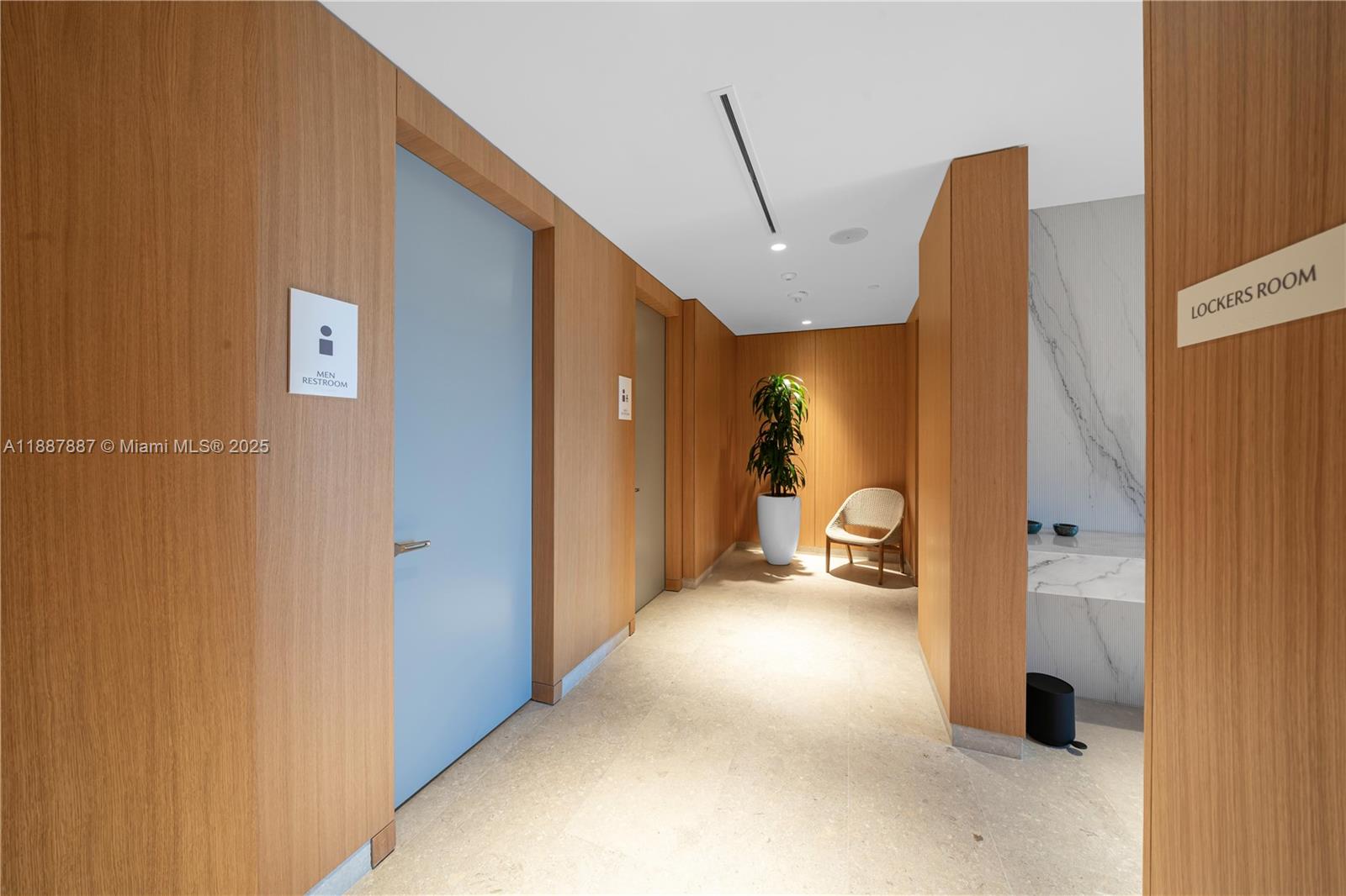 300 Biscayne Boulevard Way - Residential Lease