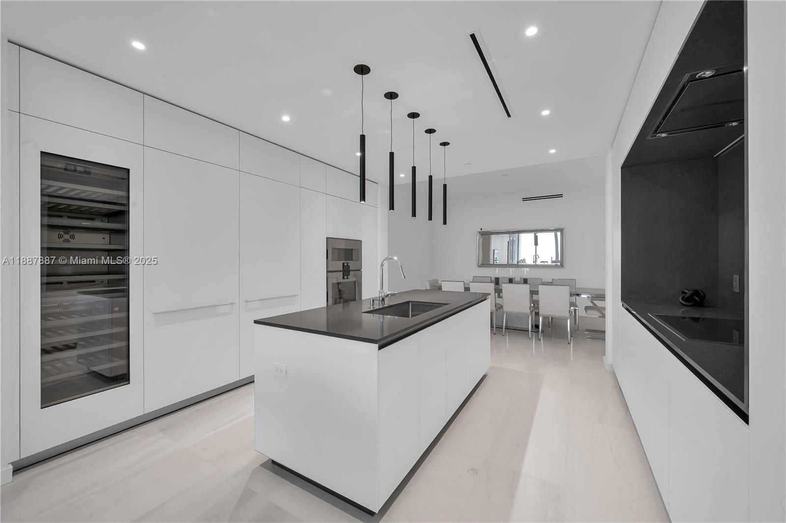 300 Biscayne Boulevard Way - Residential Lease