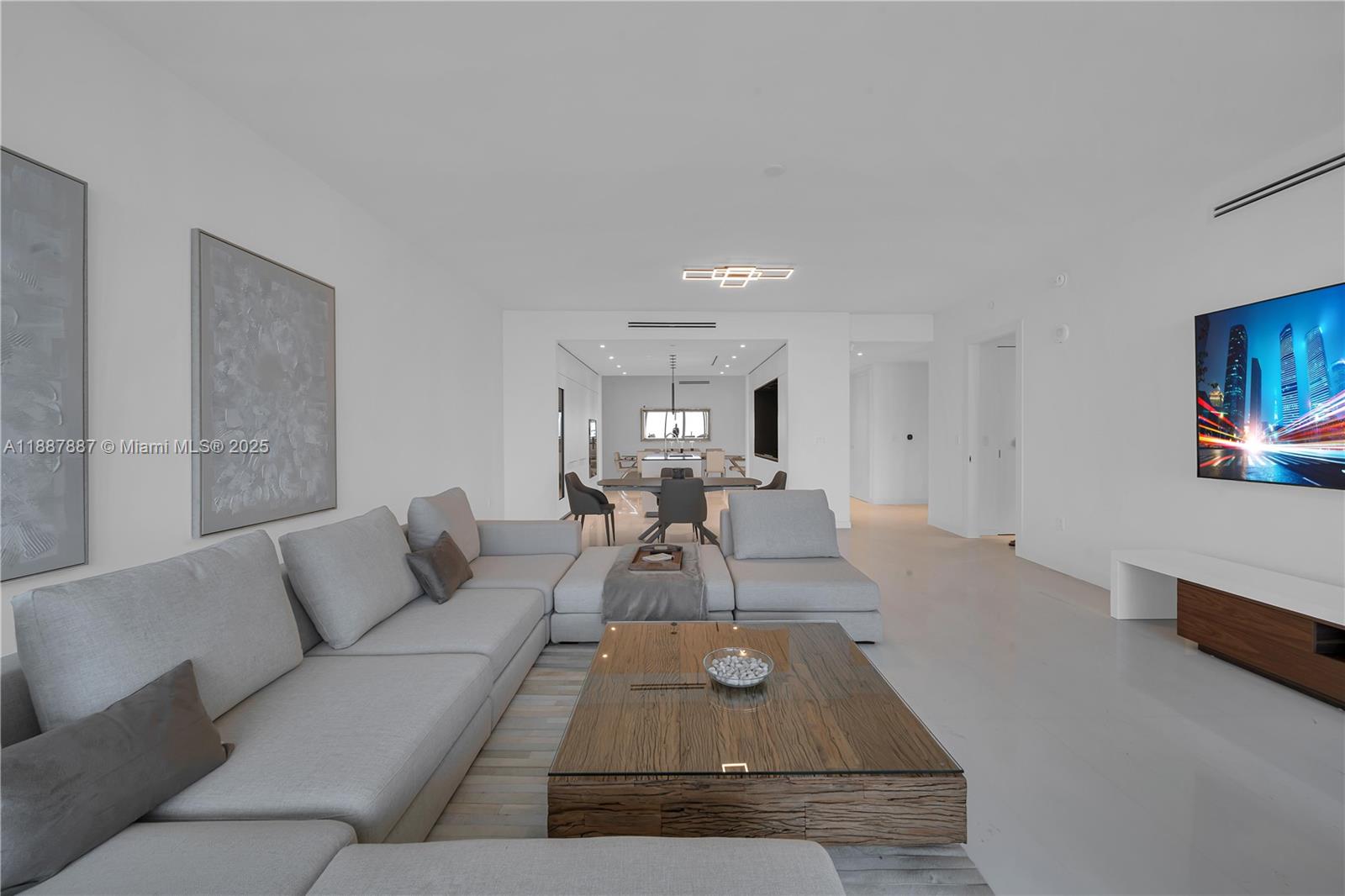 300 Biscayne Boulevard Way - Residential Lease
