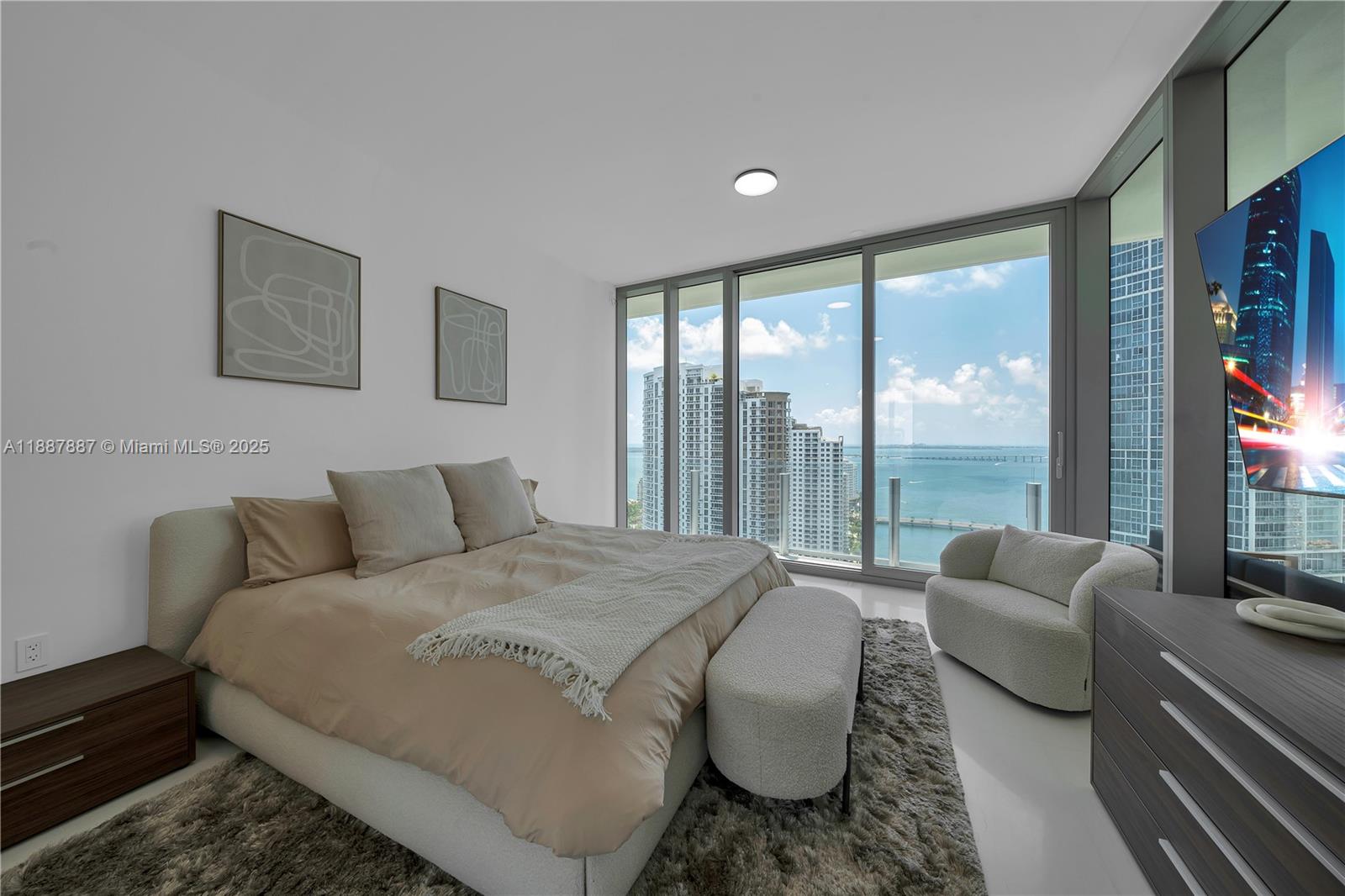 300 Biscayne Boulevard Way - Residential Lease