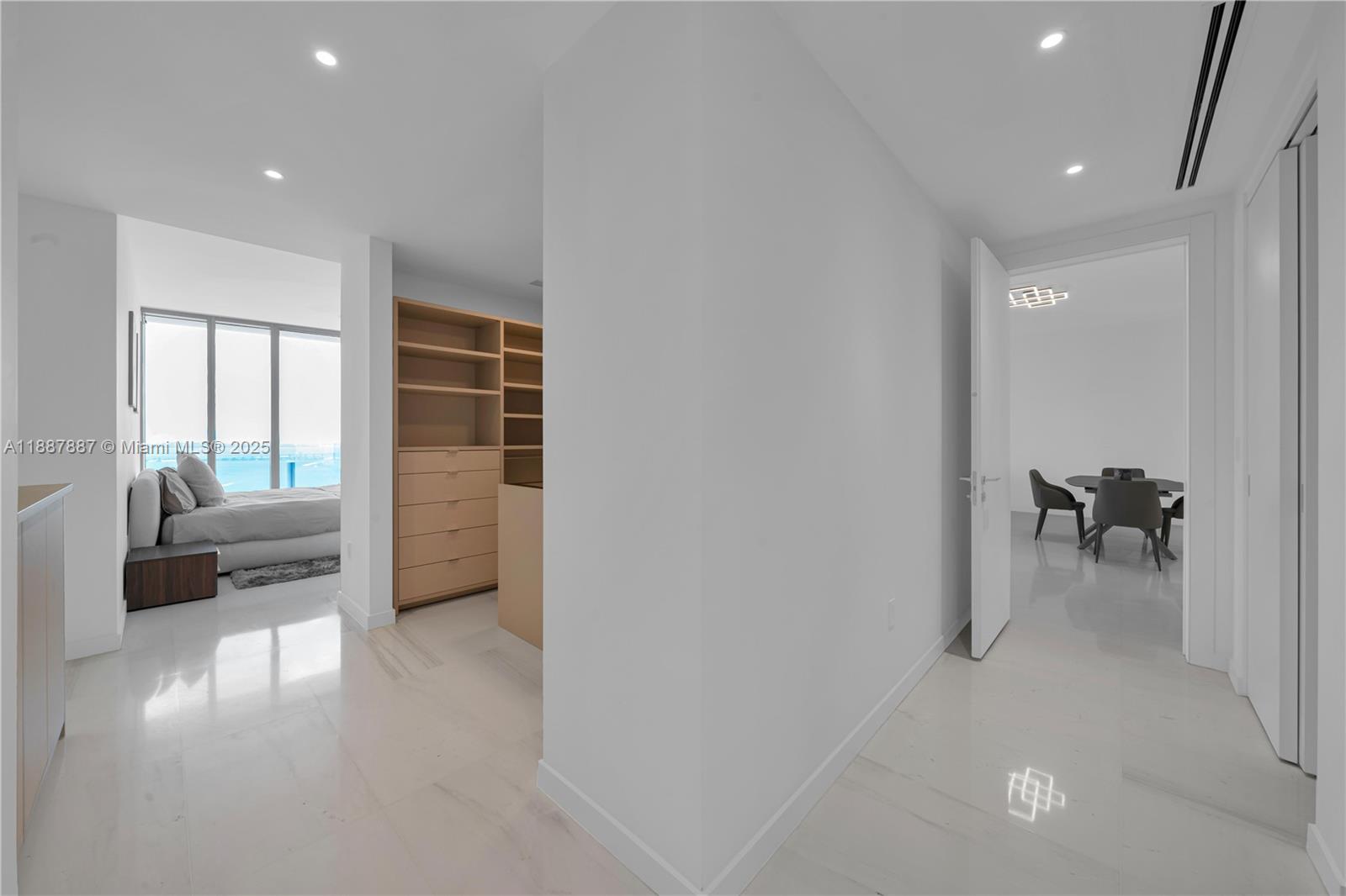 300 Biscayne Boulevard Way - Residential Lease