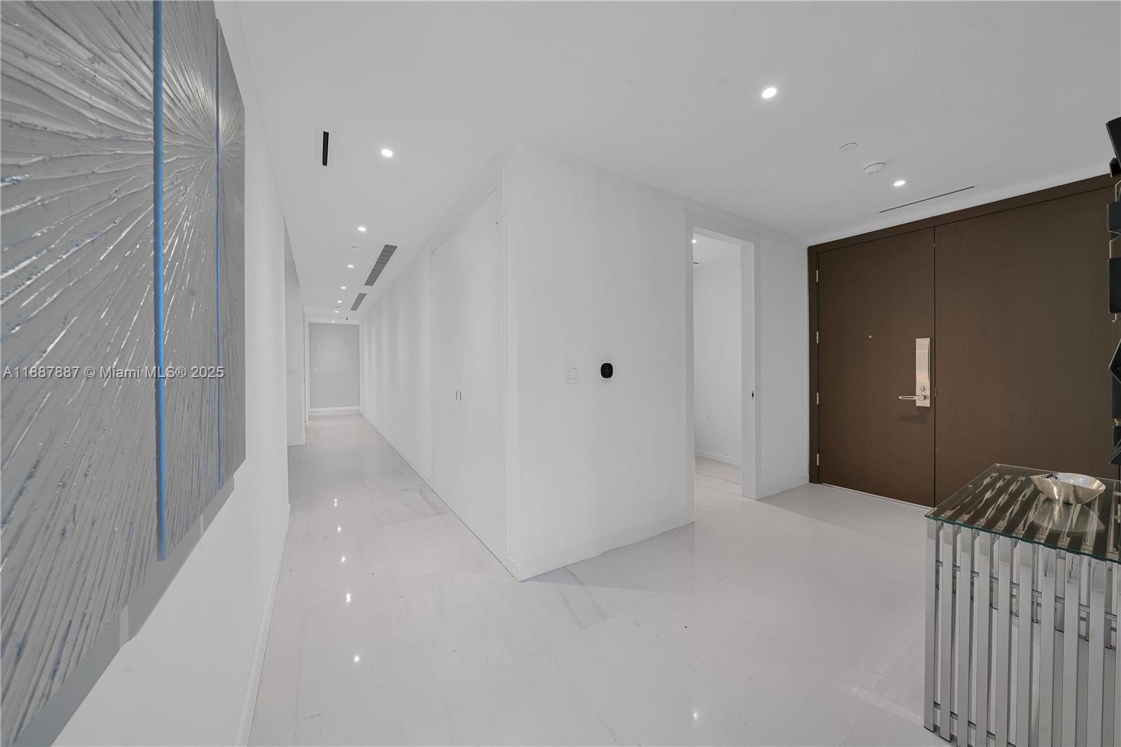 300 Biscayne Boulevard Way - Residential Lease