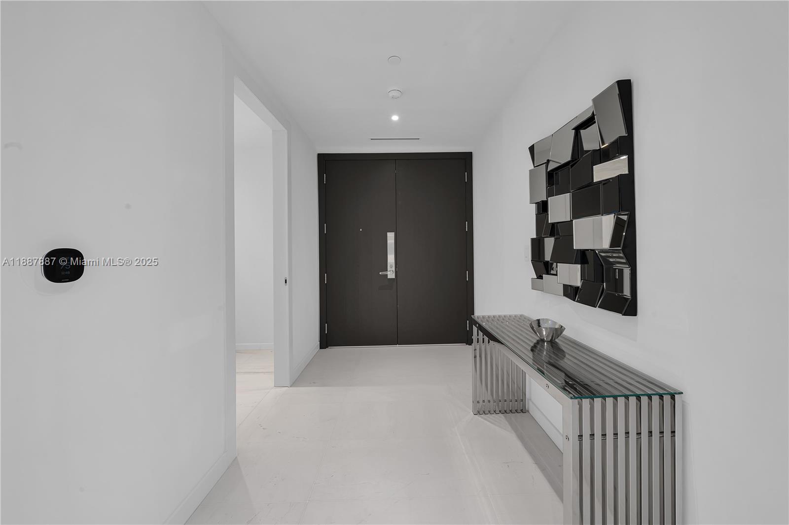 300 Biscayne Boulevard Way - Residential Lease