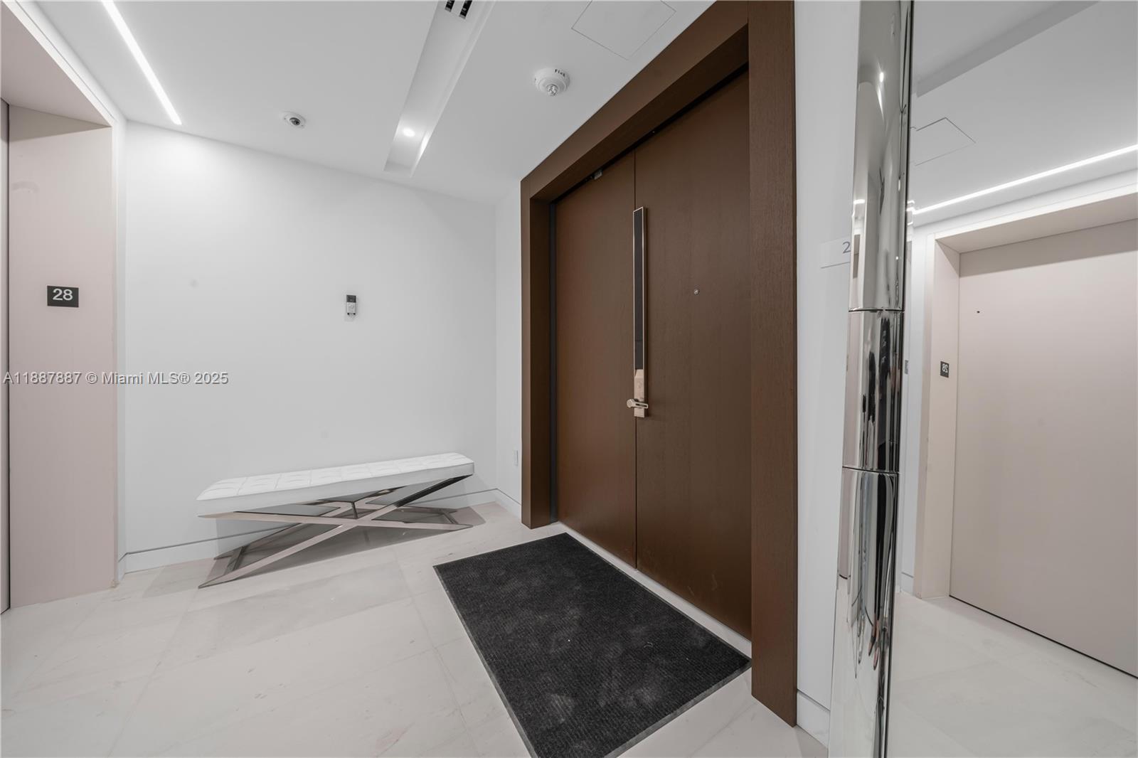 300 Biscayne Boulevard Way - Residential Lease