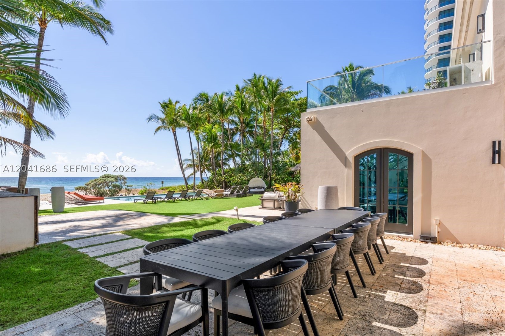 GOLDEN BEACH SEC C - Residential