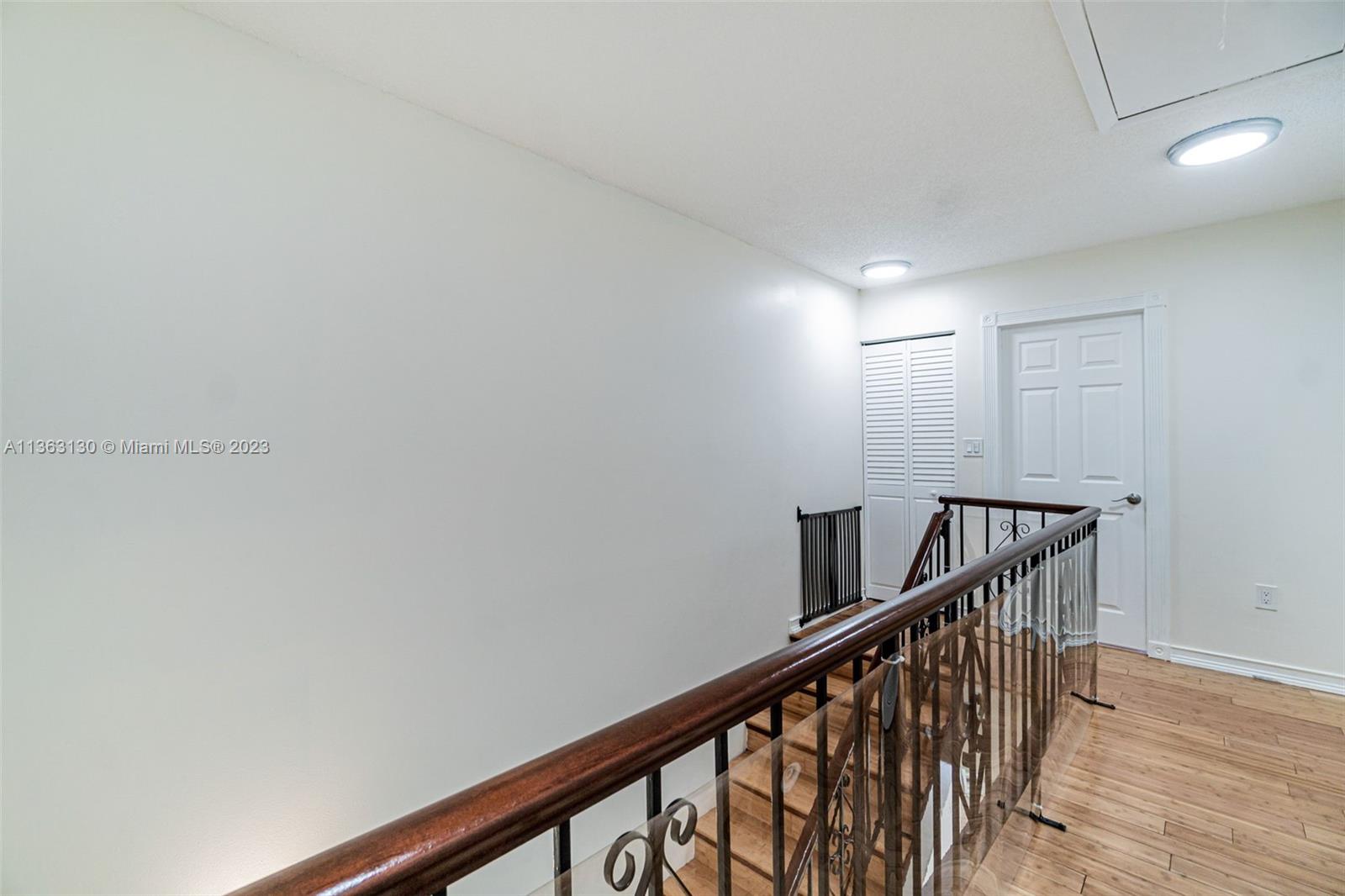 COSTA DEL SOL CONDO NO 1 - Residential Lease