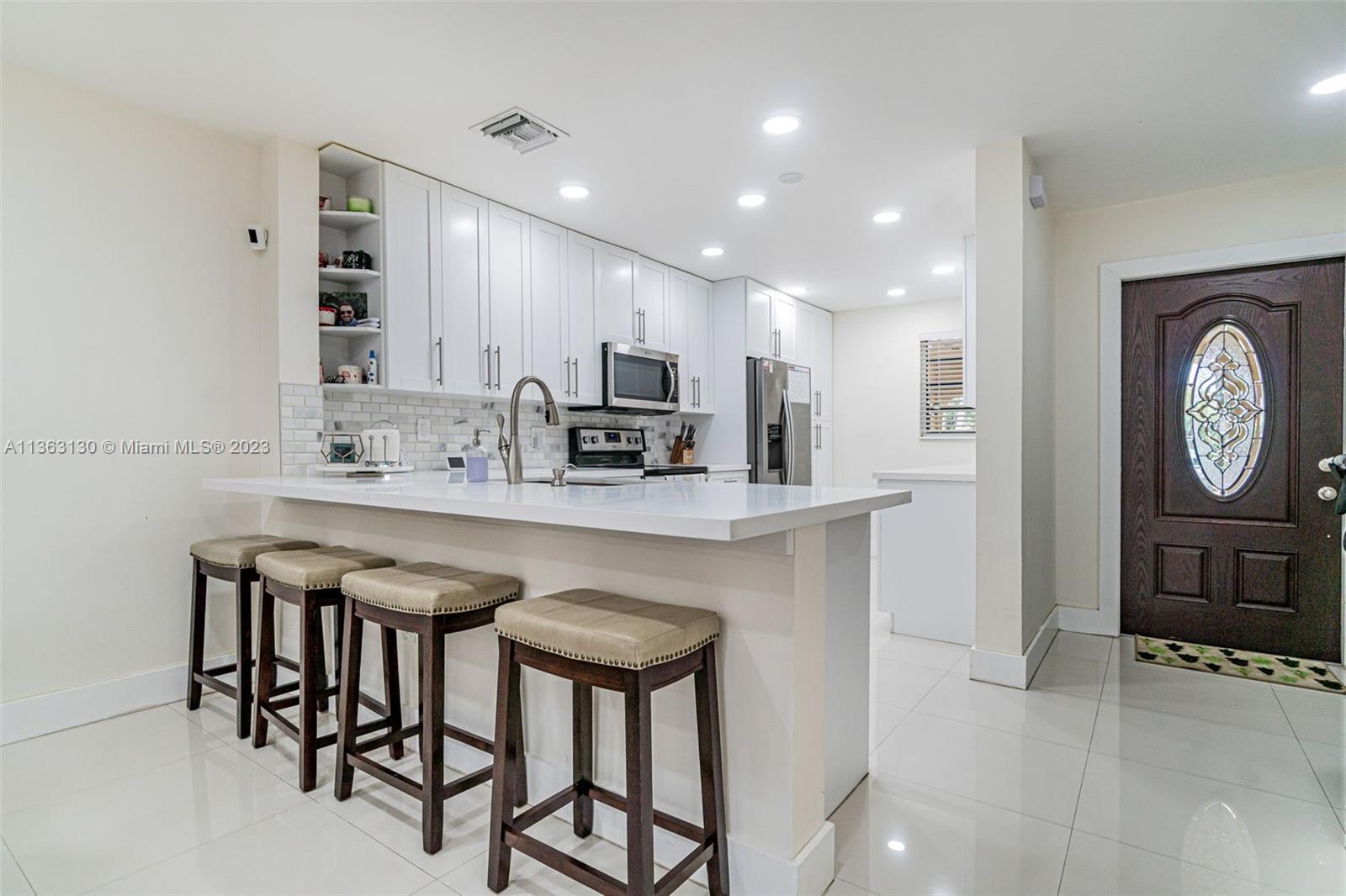 COSTA DEL SOL CONDO NO 1 - Residential Lease