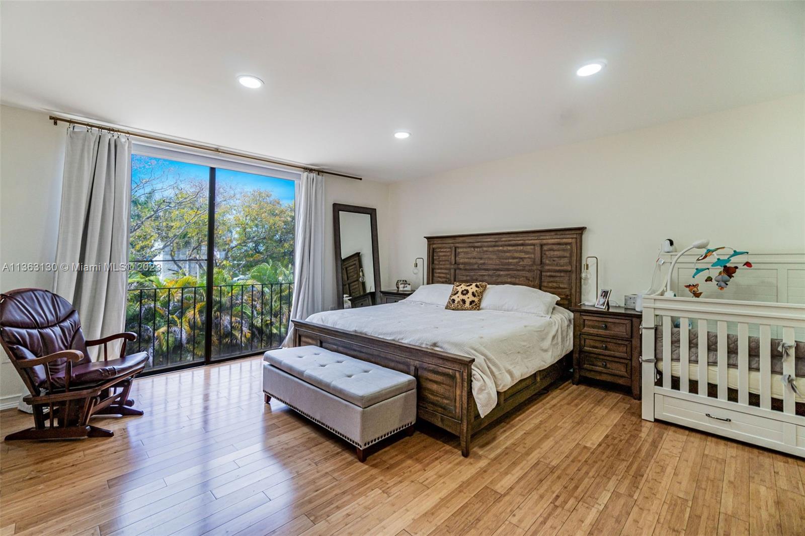 COSTA DEL SOL CONDO NO 1 - Residential Lease