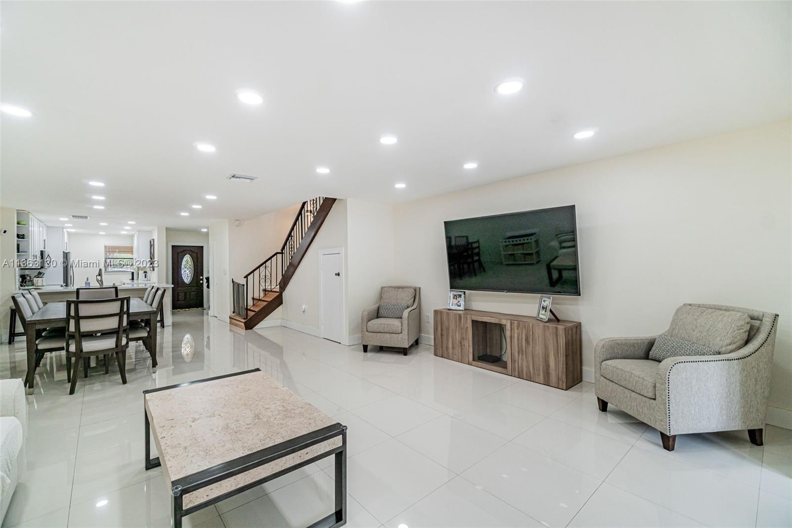 COSTA DEL SOL CONDO NO 1 - Residential Lease