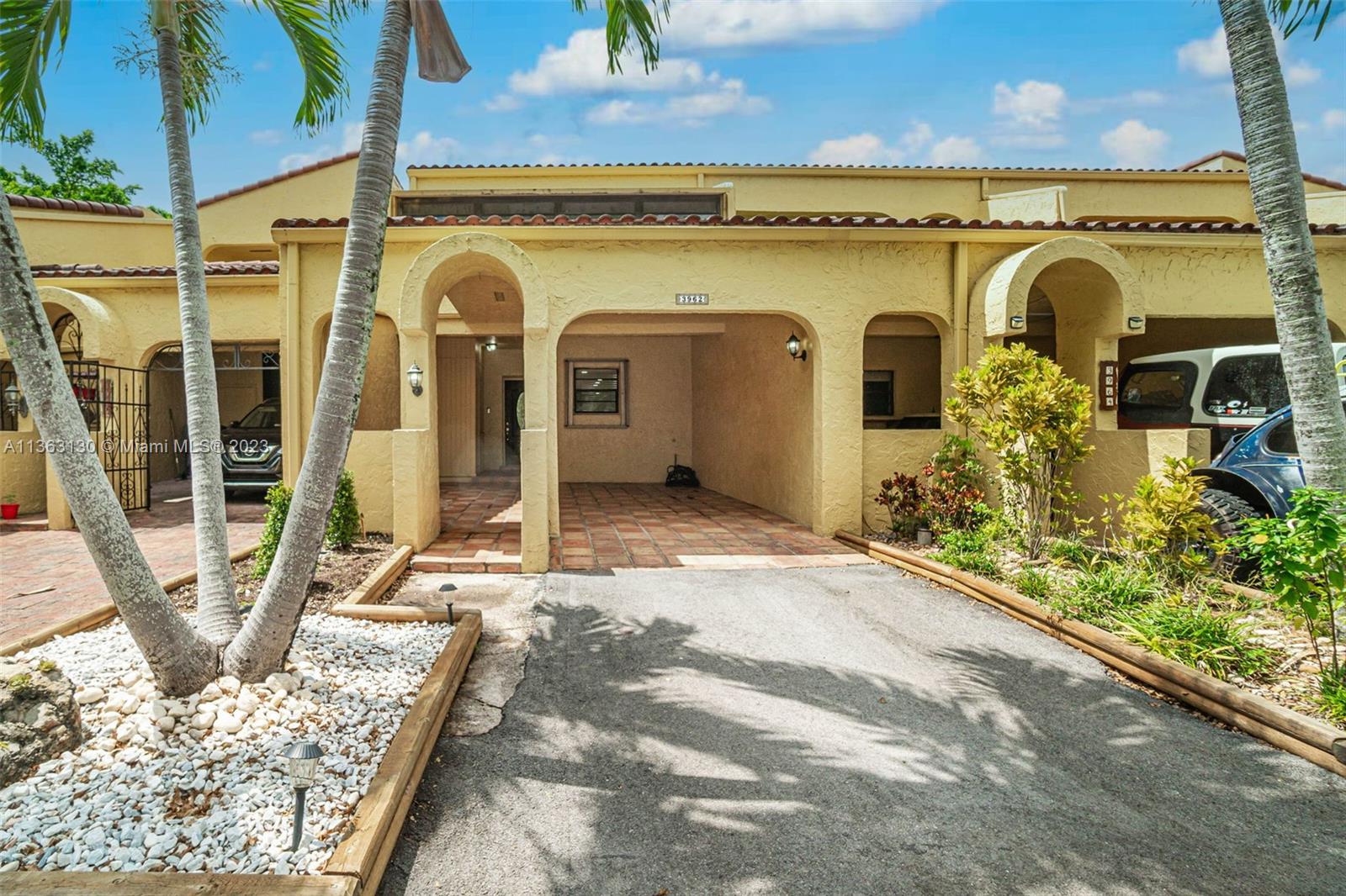 COSTA DEL SOL CONDO NO 1 - Residential Lease