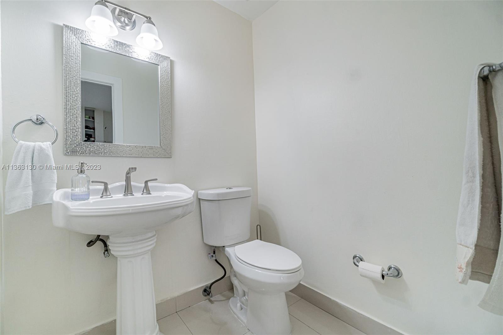 COSTA DEL SOL CONDO NO 1 - Residential Lease