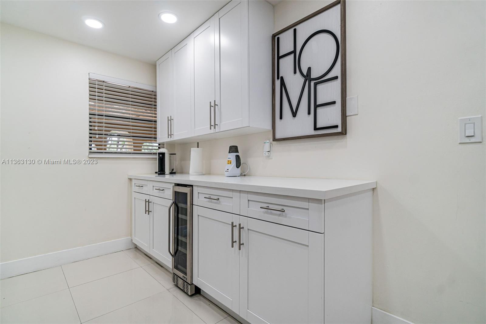 COSTA DEL SOL CONDO NO 1 - Residential Lease