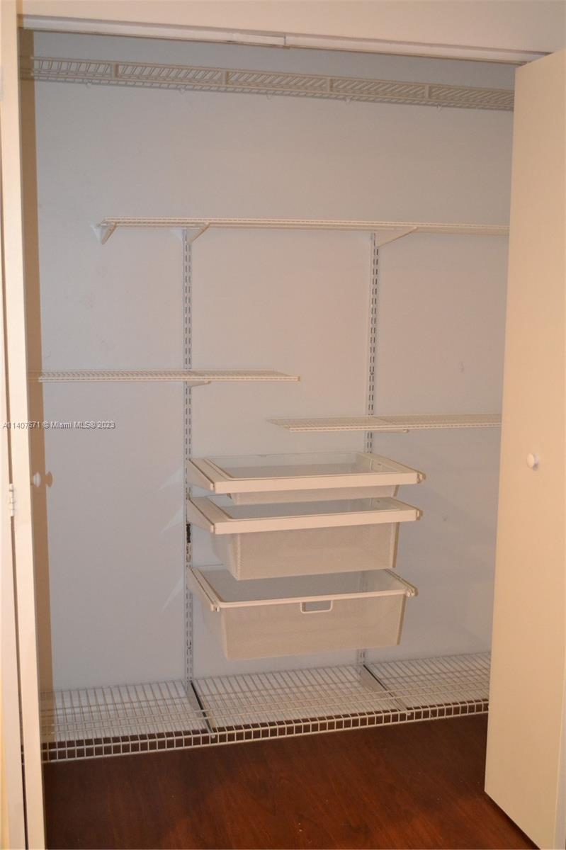 ROYALE GREEN CONDO 11 - Residential Lease