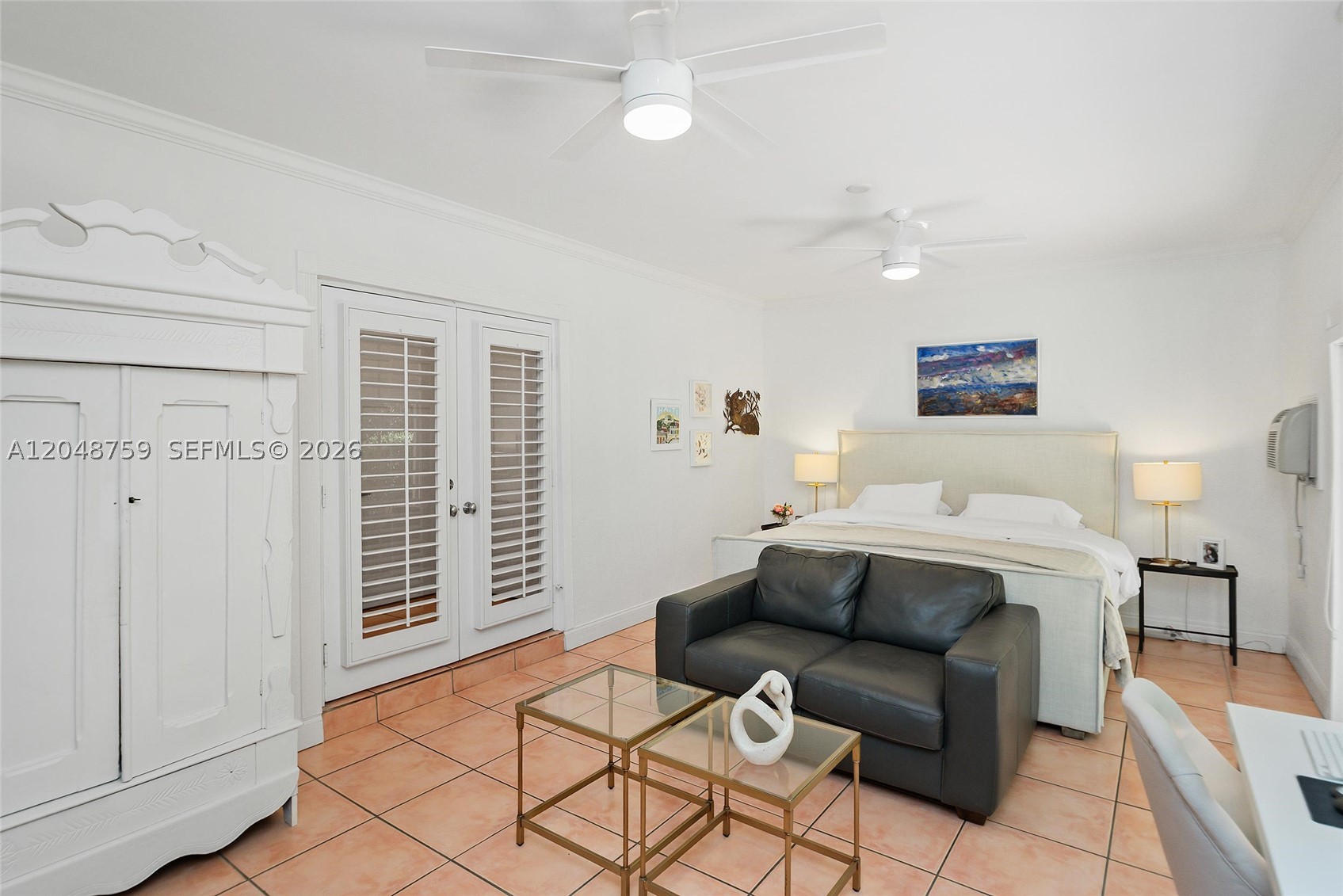 ROYAL HARBOUR YACHT CLUB - Residential