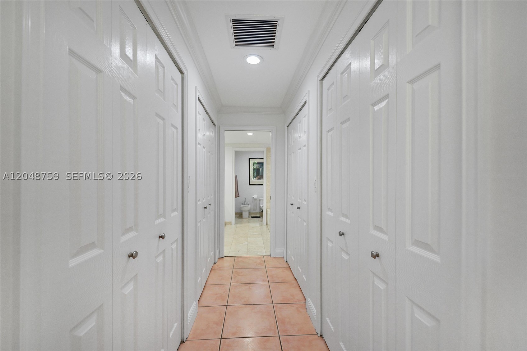 ROYAL HARBOUR YACHT CLUB - Residential