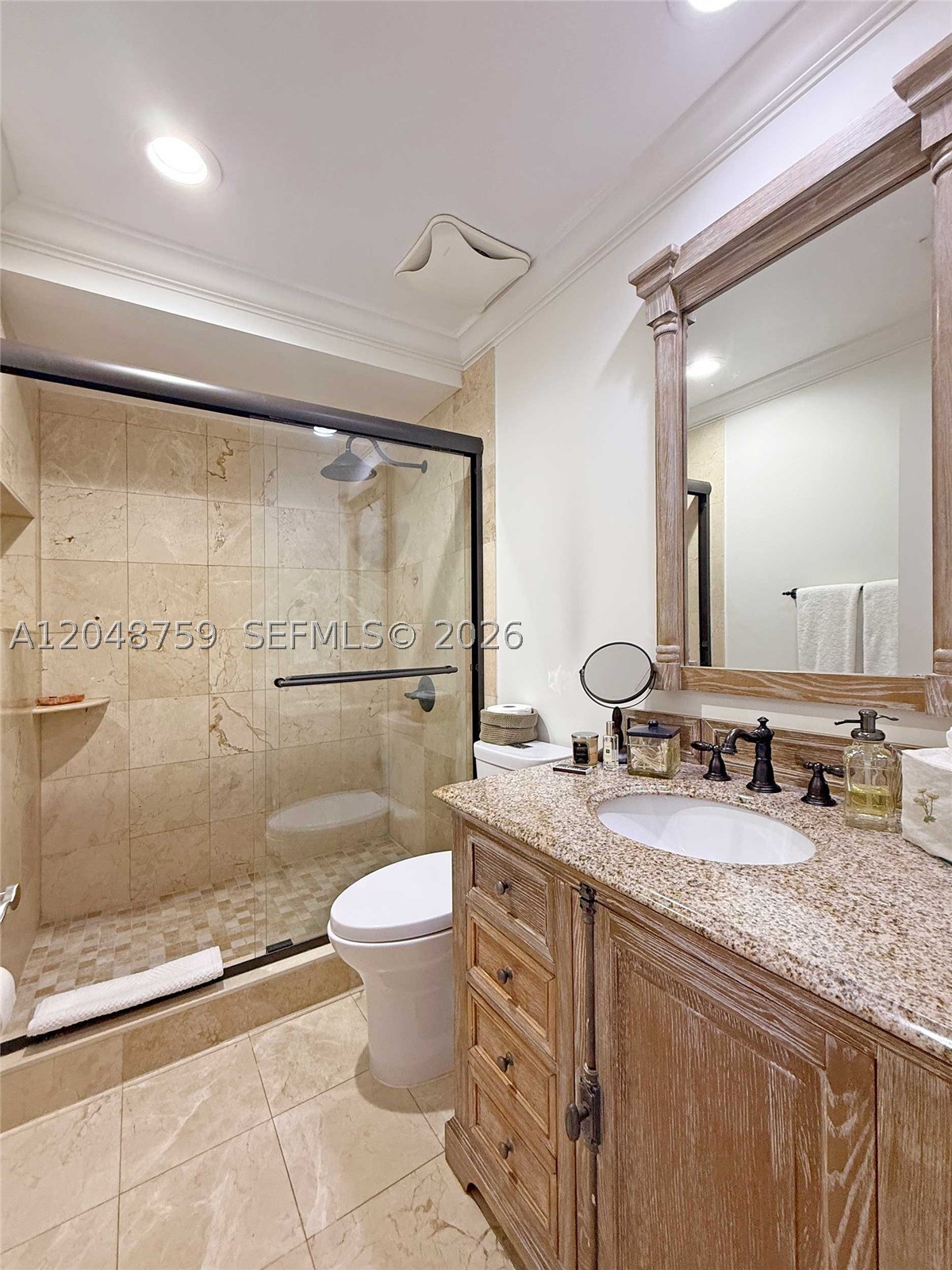 ROYAL HARBOUR YACHT CLUB - Residential