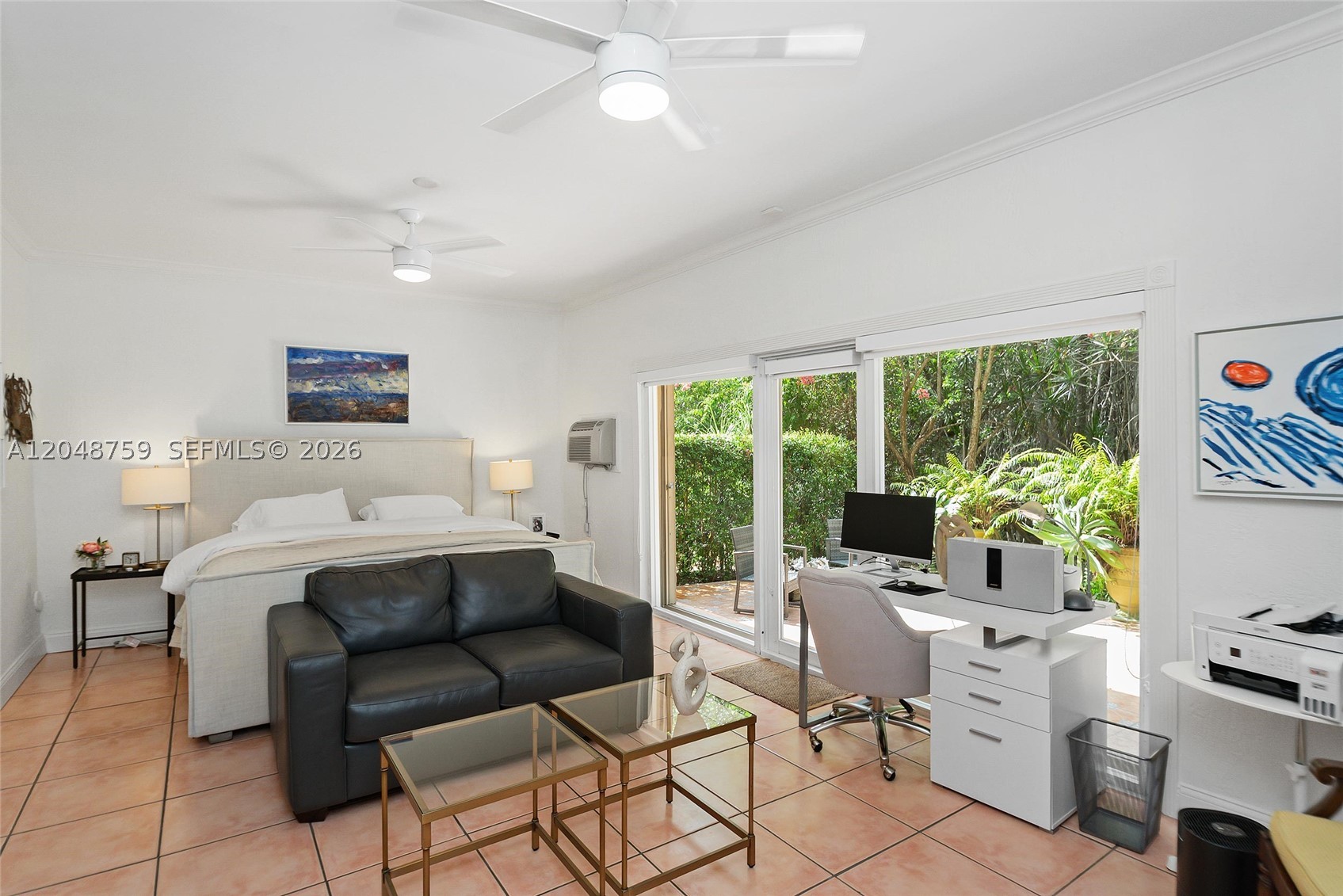 ROYAL HARBOUR YACHT CLUB - Residential