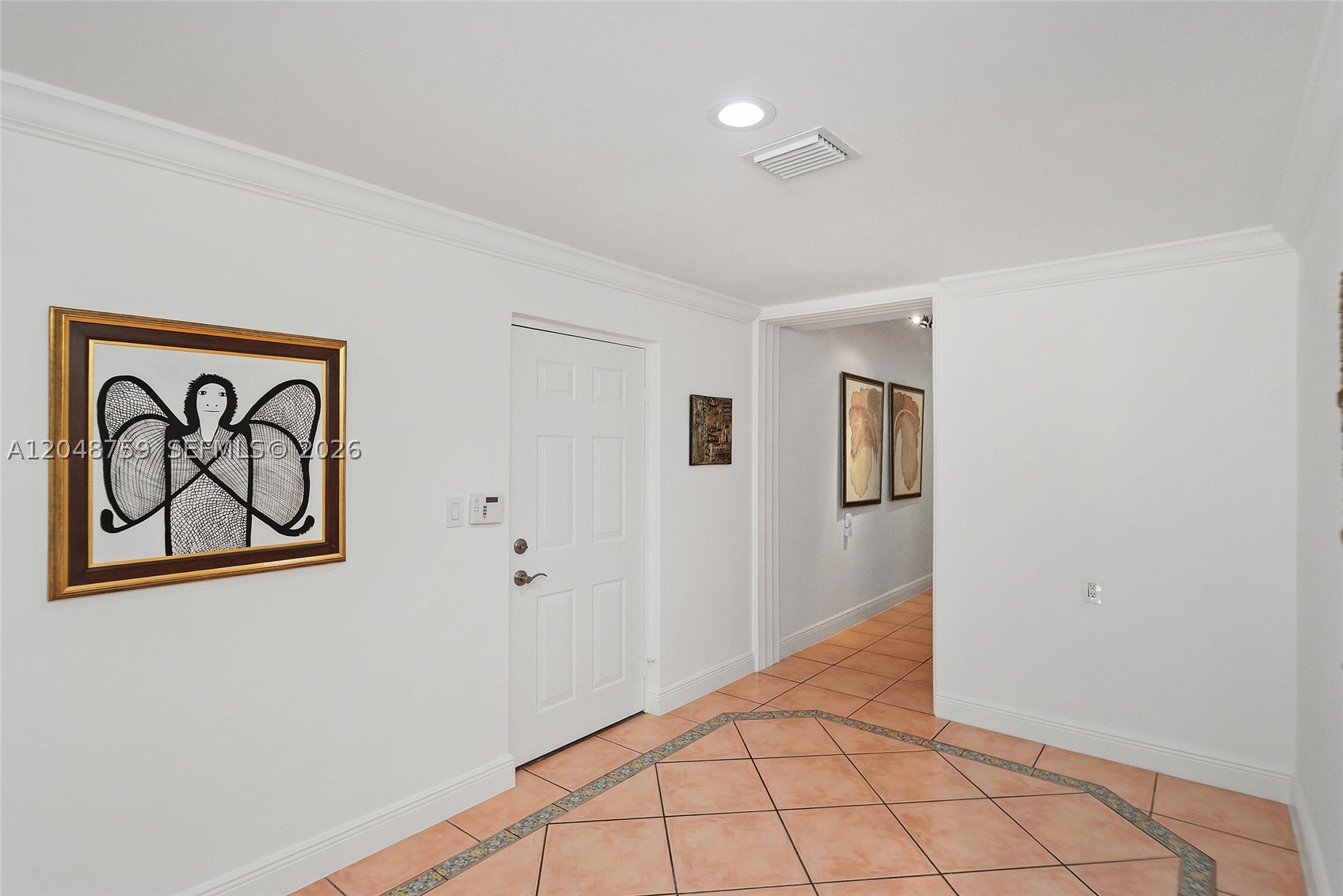 ROYAL HARBOUR YACHT CLUB - Residential