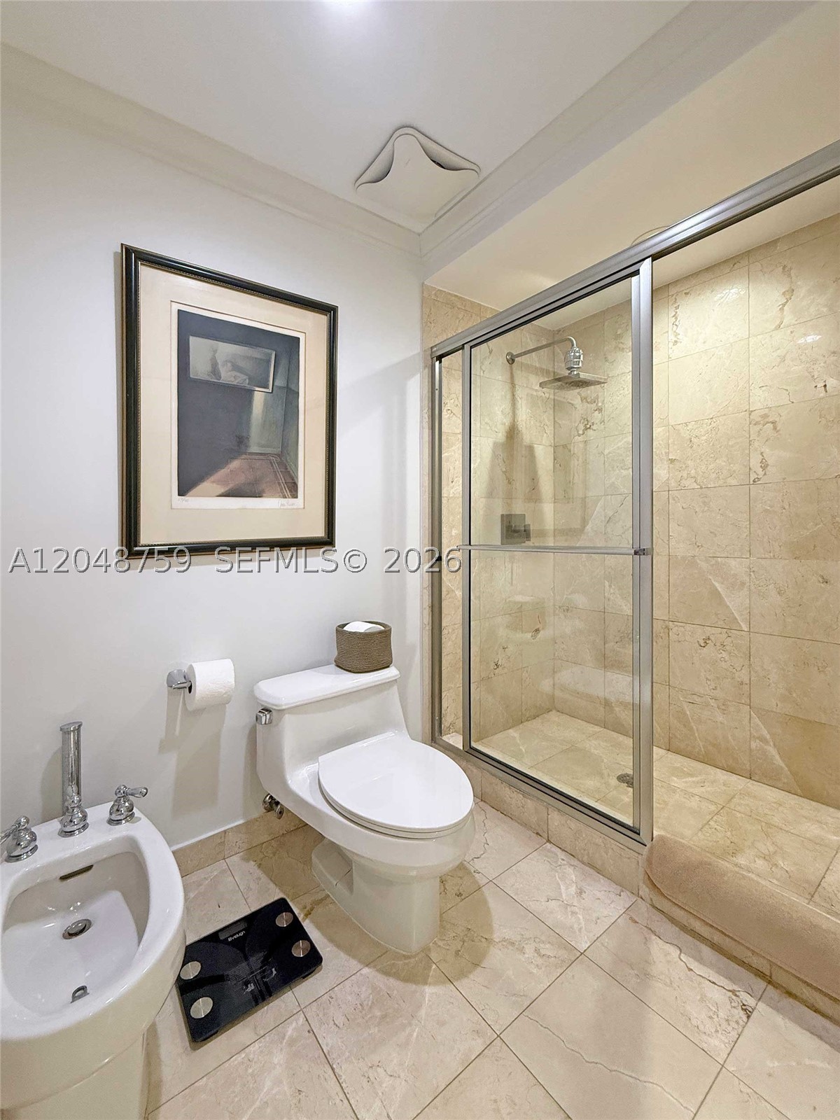 ROYAL HARBOUR YACHT CLUB - Residential