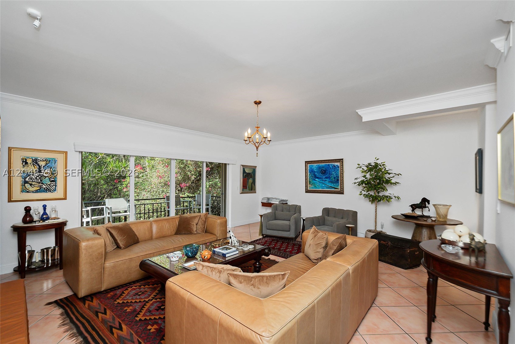 ROYAL HARBOUR YACHT CLUB - Residential