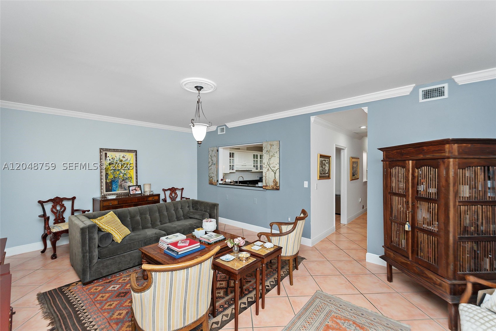 ROYAL HARBOUR YACHT CLUB - Residential