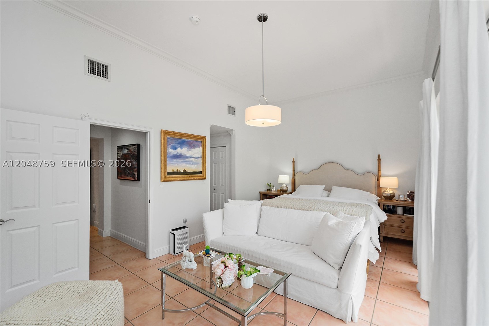 ROYAL HARBOUR YACHT CLUB - Residential