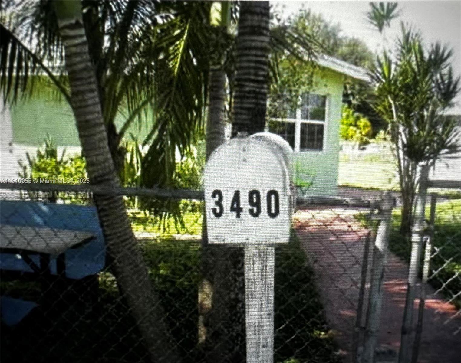 MIAMI GARDENS ESTATES SEC - Residential