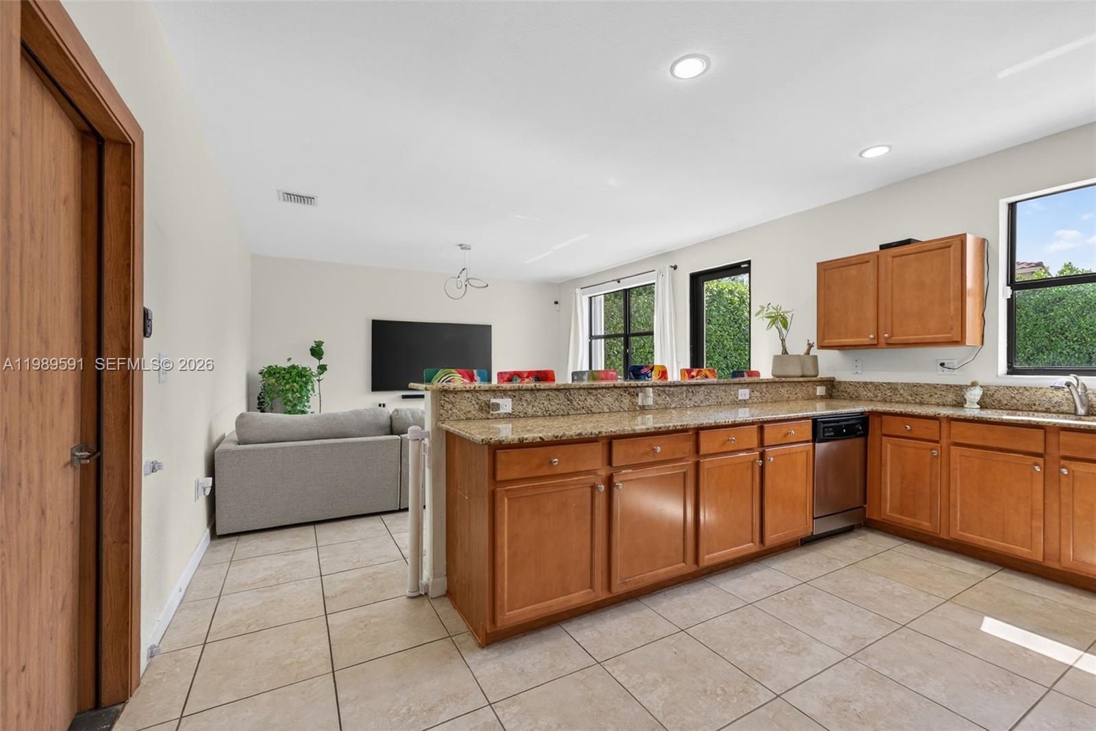 VENETIAN PARC WEST - Residential