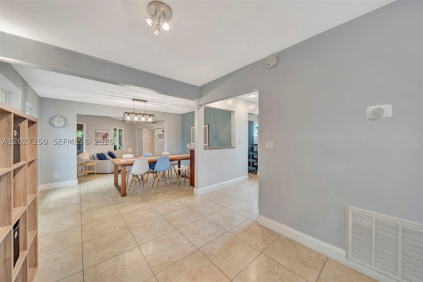 PEARL ESTATES - Residential