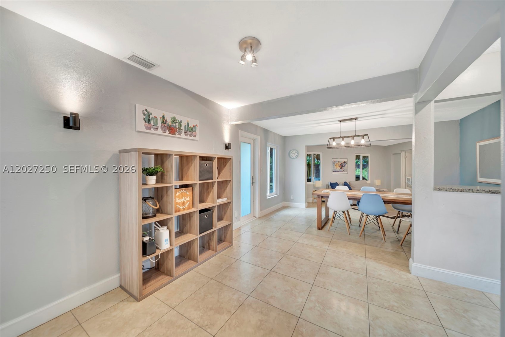 PEARL ESTATES - Residential