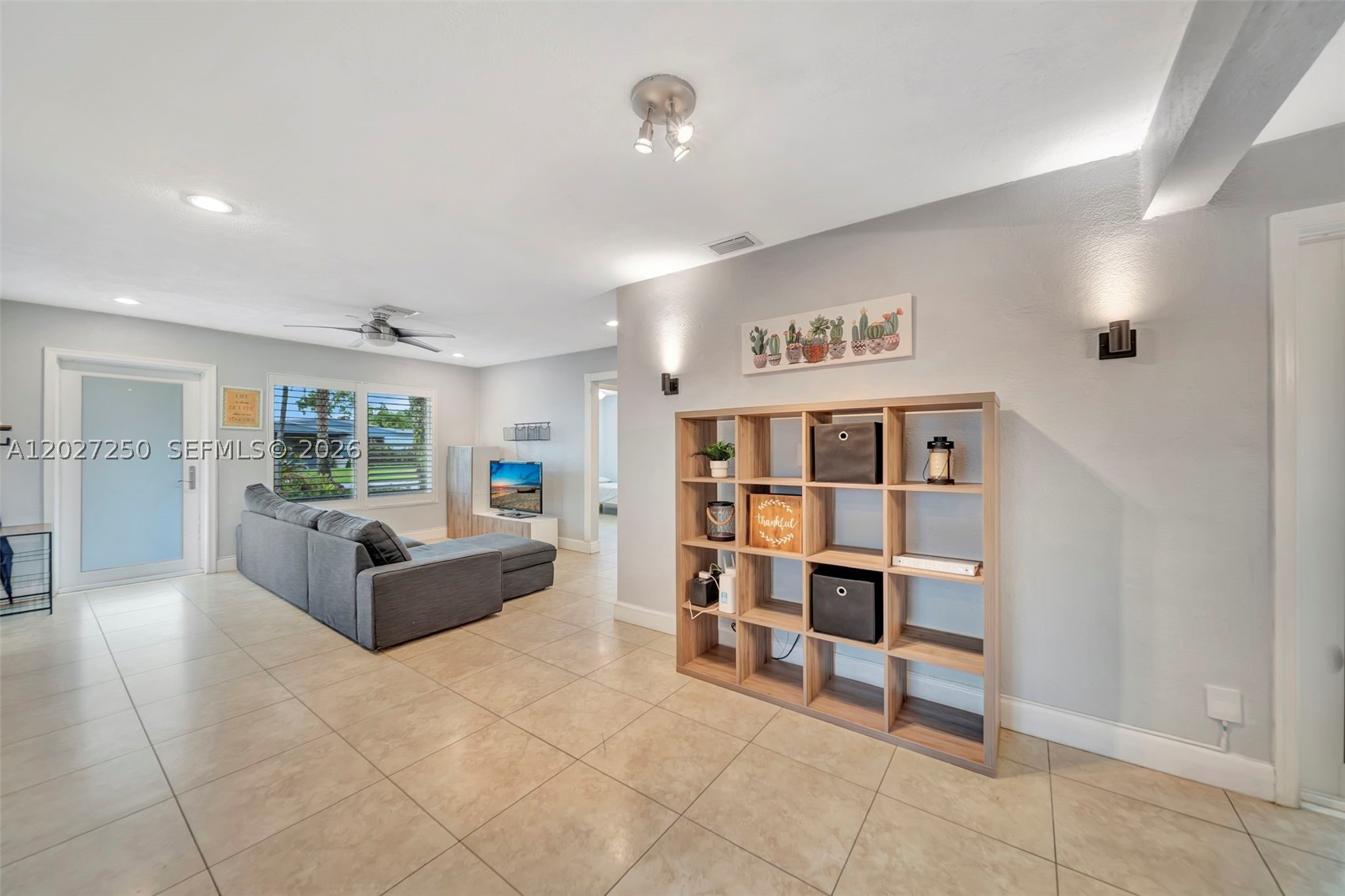 PEARL ESTATES - Residential