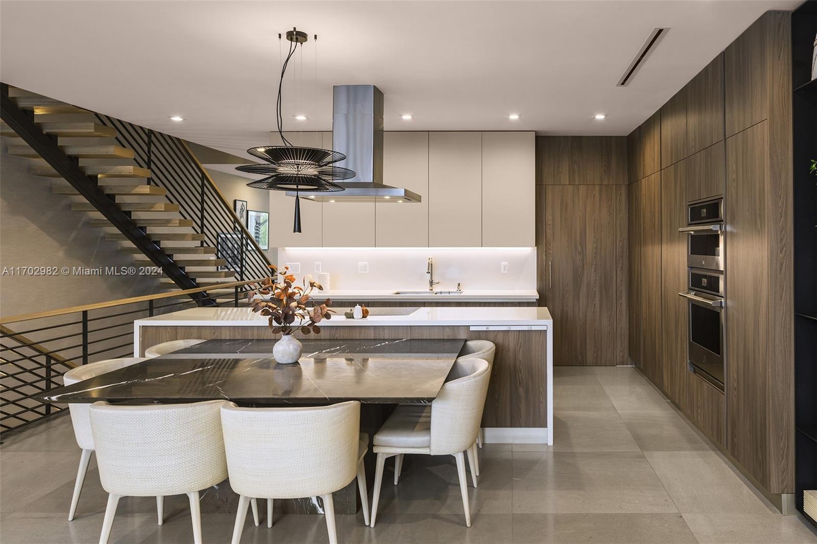 CORAL GABLES BILTMORE SEC - Residential