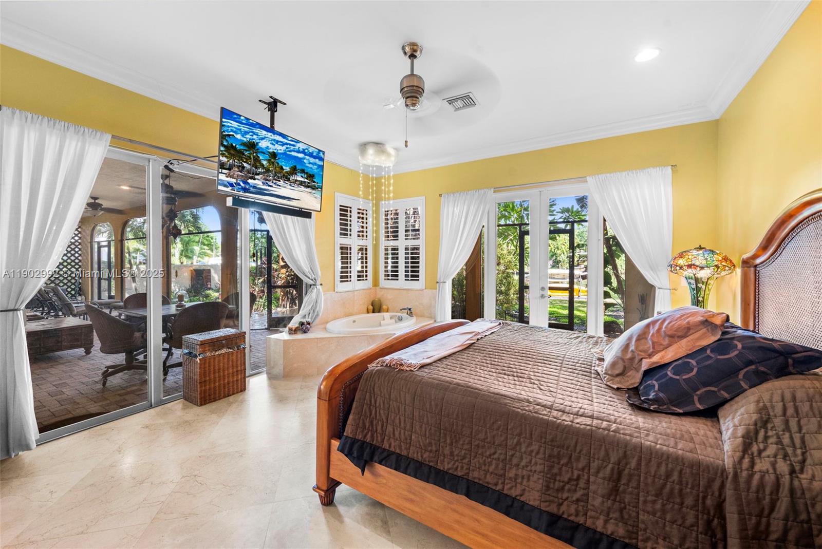 RIVERSIDE ADD AMEN PLAT - Residential