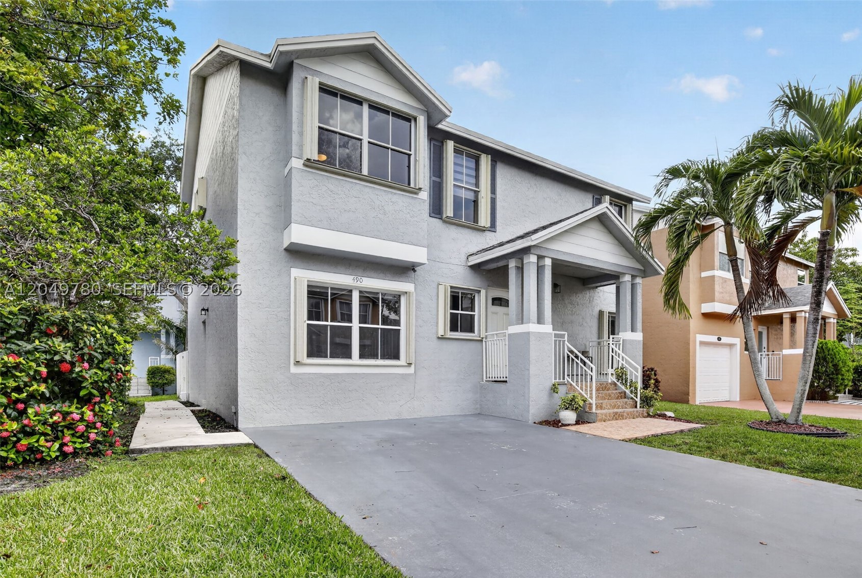 CORAL LAKES - Residential