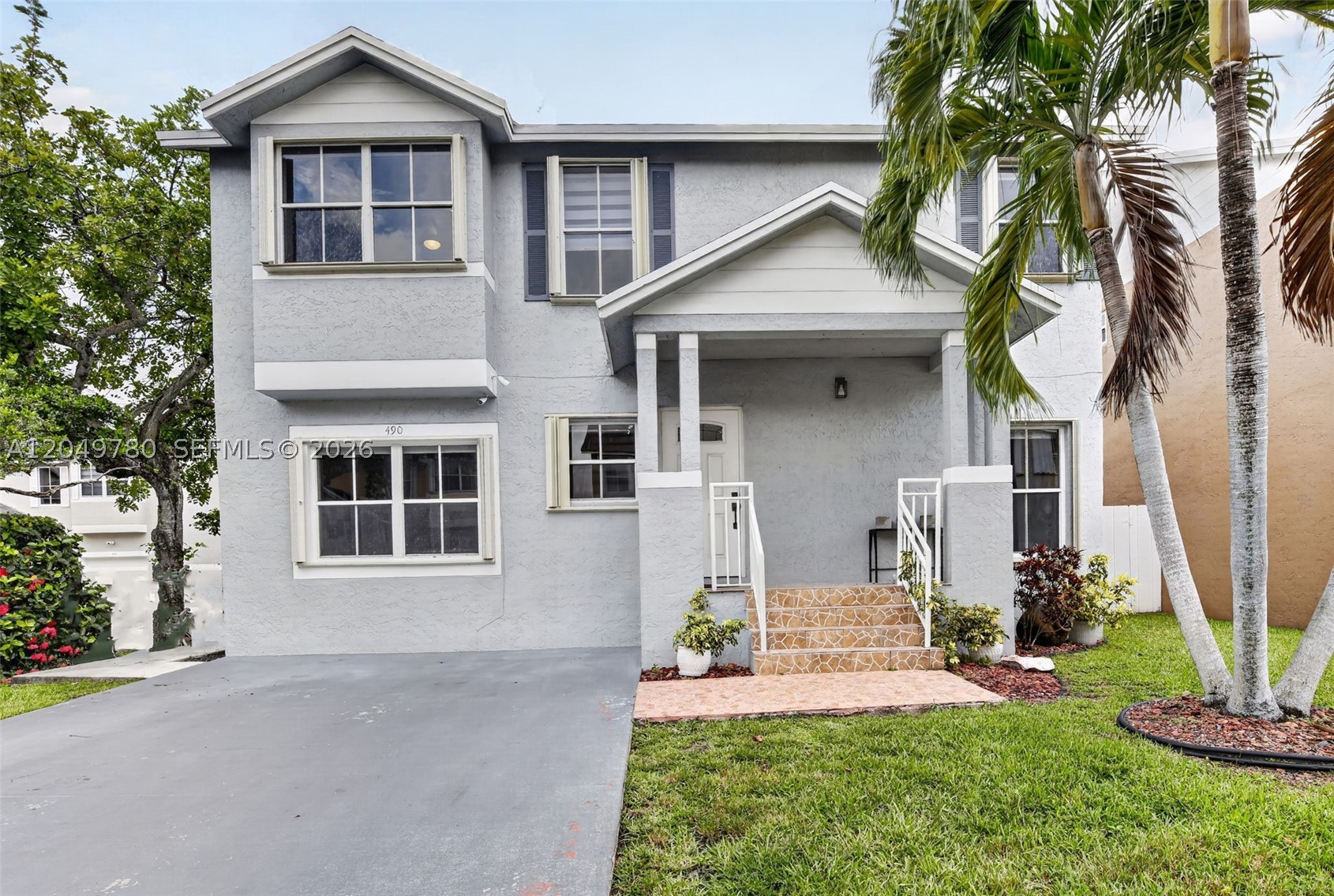 CORAL LAKES - Residential